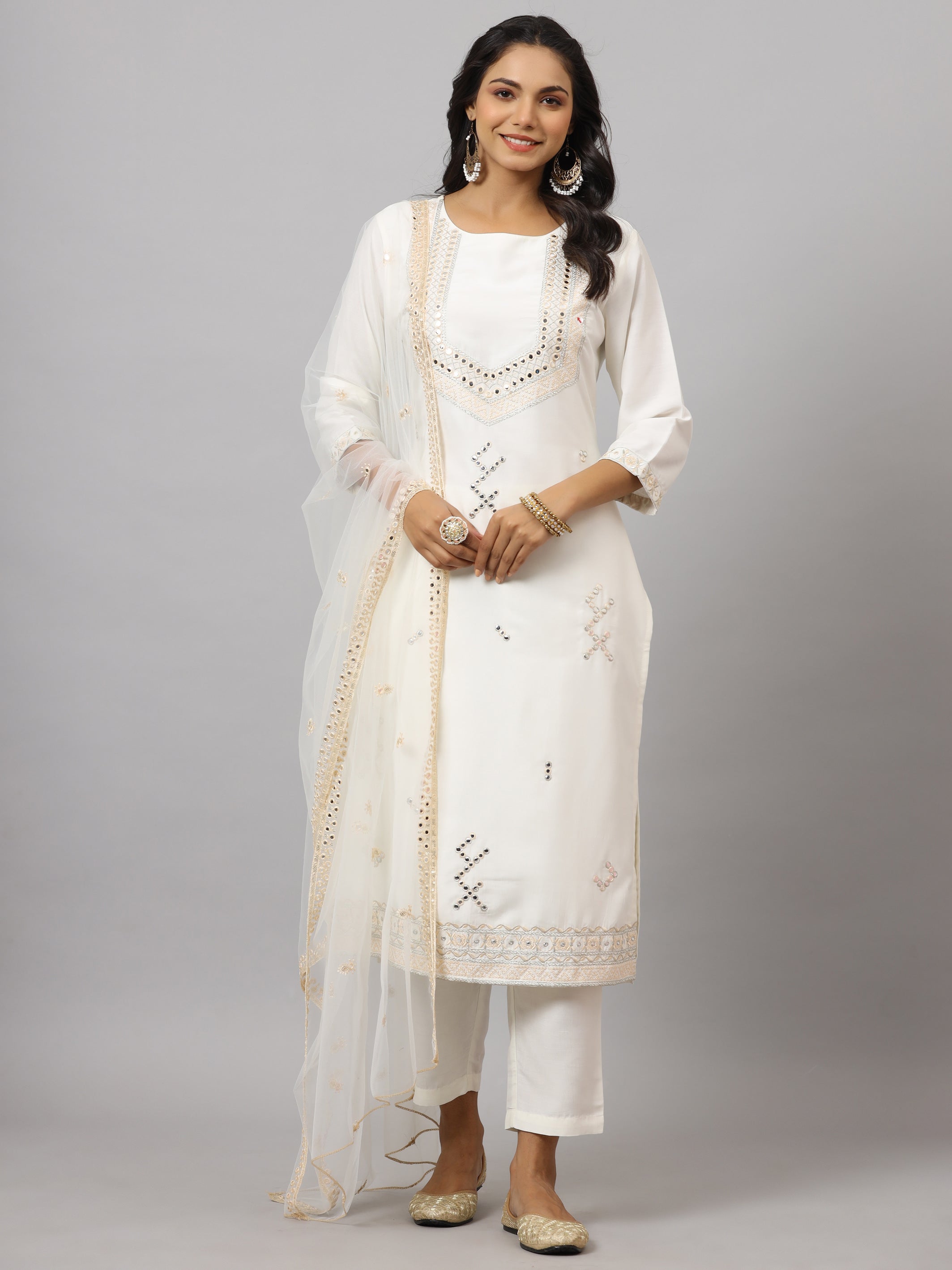 Juniper Women White Chinnon Solid Embroidered Kurta Set