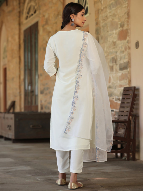 Juniper Women White Chinnon Solid Embroidered Kurta Set