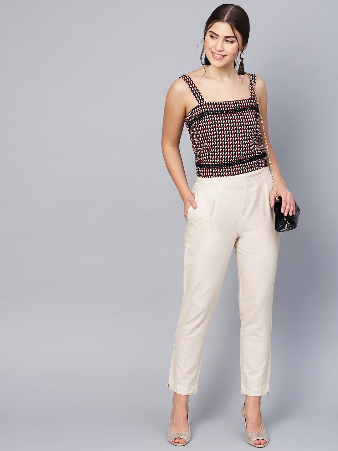 Juniper Off-White Solid Cotton Flex Slim Fit Women Pants With Two Pockets