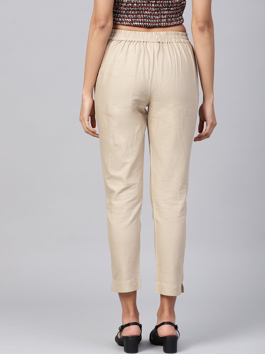 Juniper Sand Grey Solid Cotton Flex Slim Fit Women Pants With Two Pockets