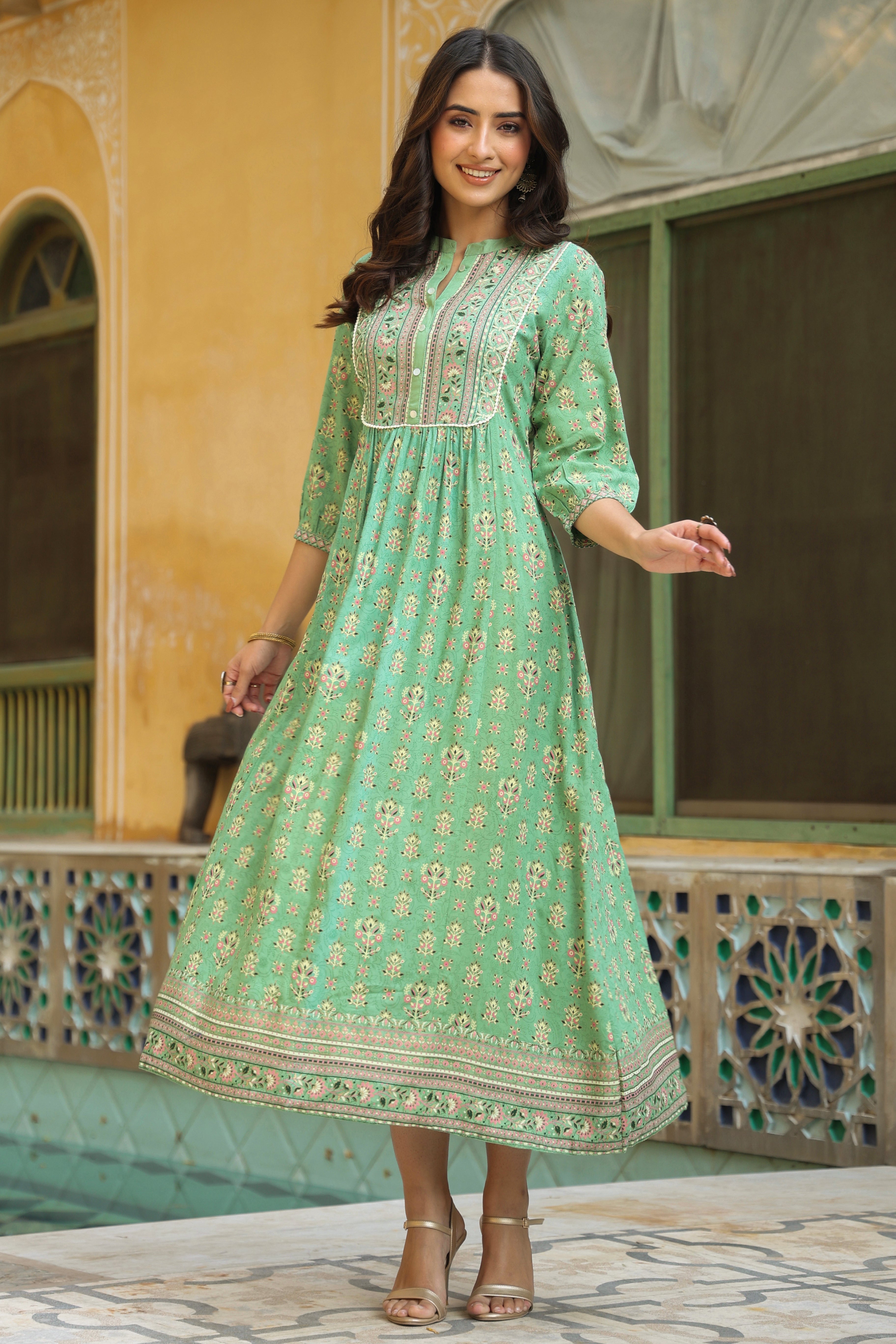 Juniper Women`s Pistagreen Rayon Printed A-Line Dress