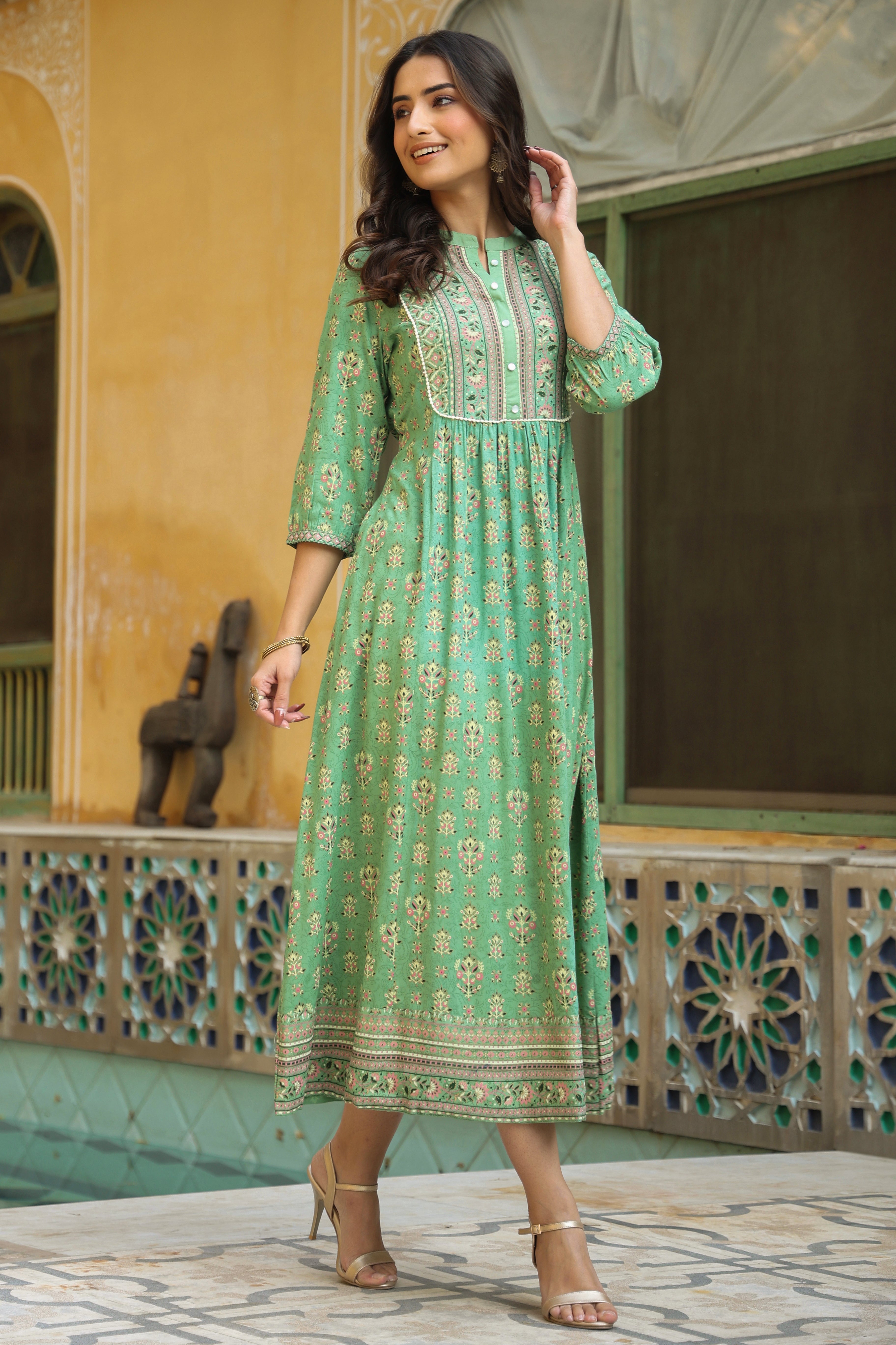 Juniper Women`s Pistagreen Rayon Printed A-Line Dress