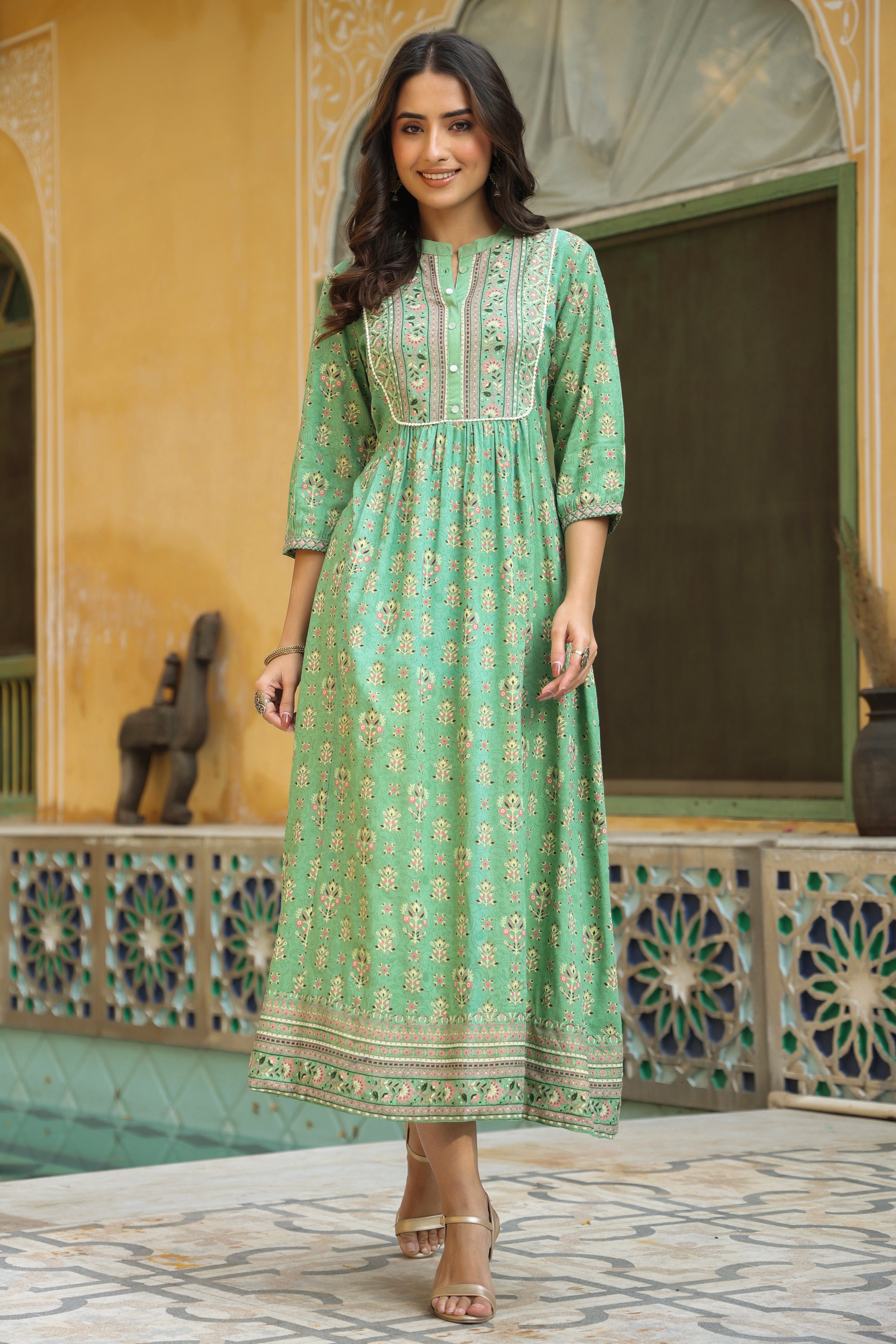 Juniper Women`s Pistagreen Rayon Printed A-Line Dress