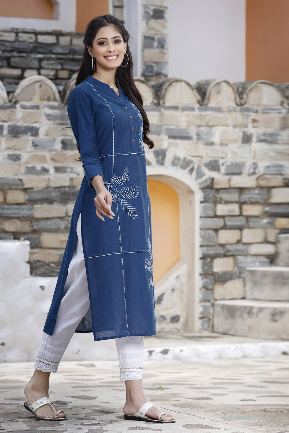 Royal Blue Thread Embroidered Cotton Kurta With Buttons