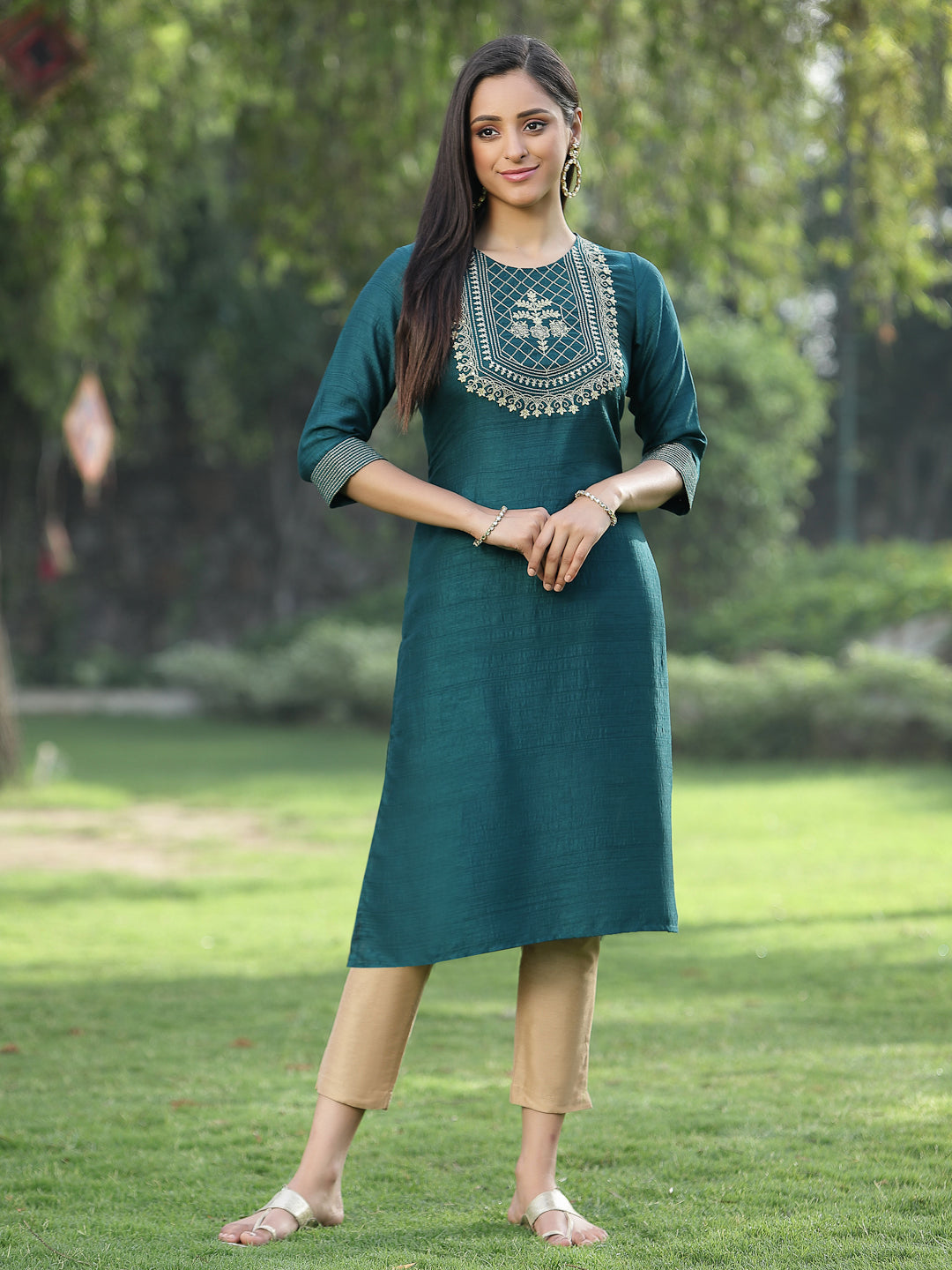 Green Soild Silk Kurta With Zari Work & Sequins