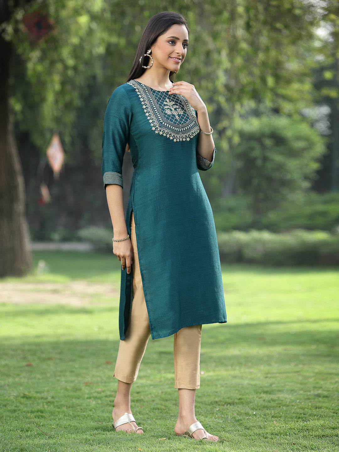 Green Soild Silk Kurta With Zari Work & Sequins