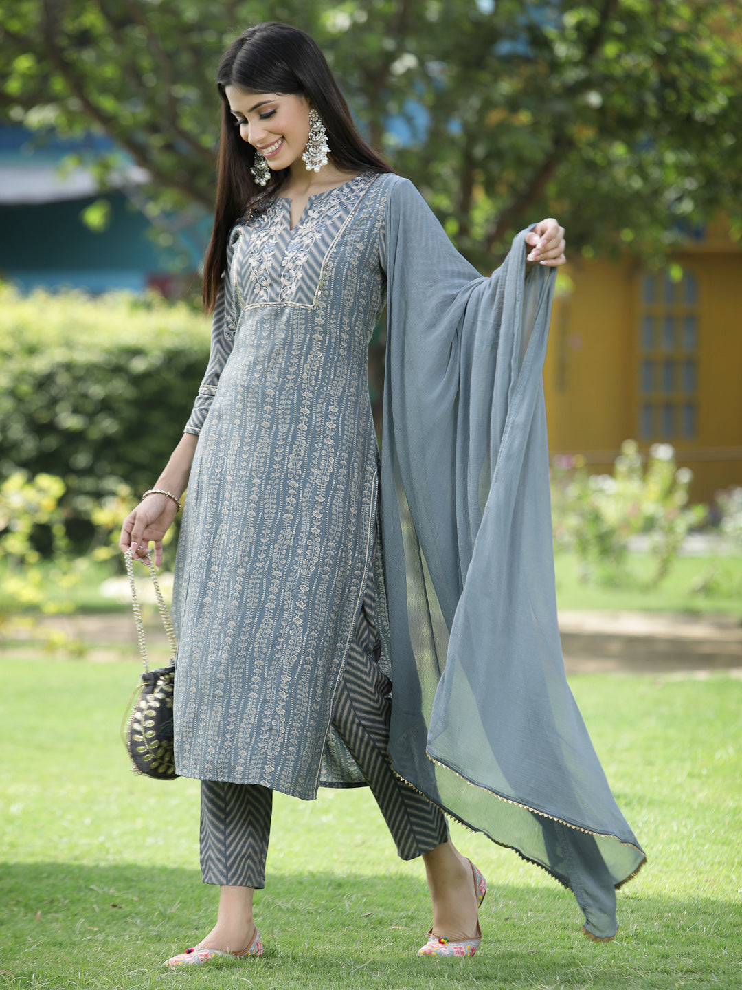Juniper Grey Ethnic Motif Printed Muslin with Zari Embroidery Kurta Pants & Chiffon Dupatta Set.