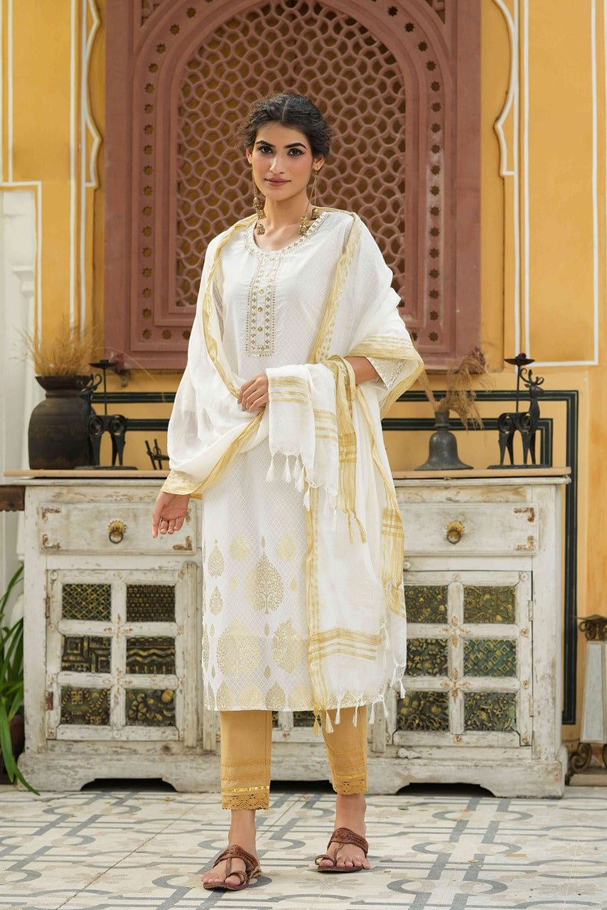 Juniper Off-White Ethnic Motif Printed & Embroidered Georgette Kurta & Silk Dupatta Set