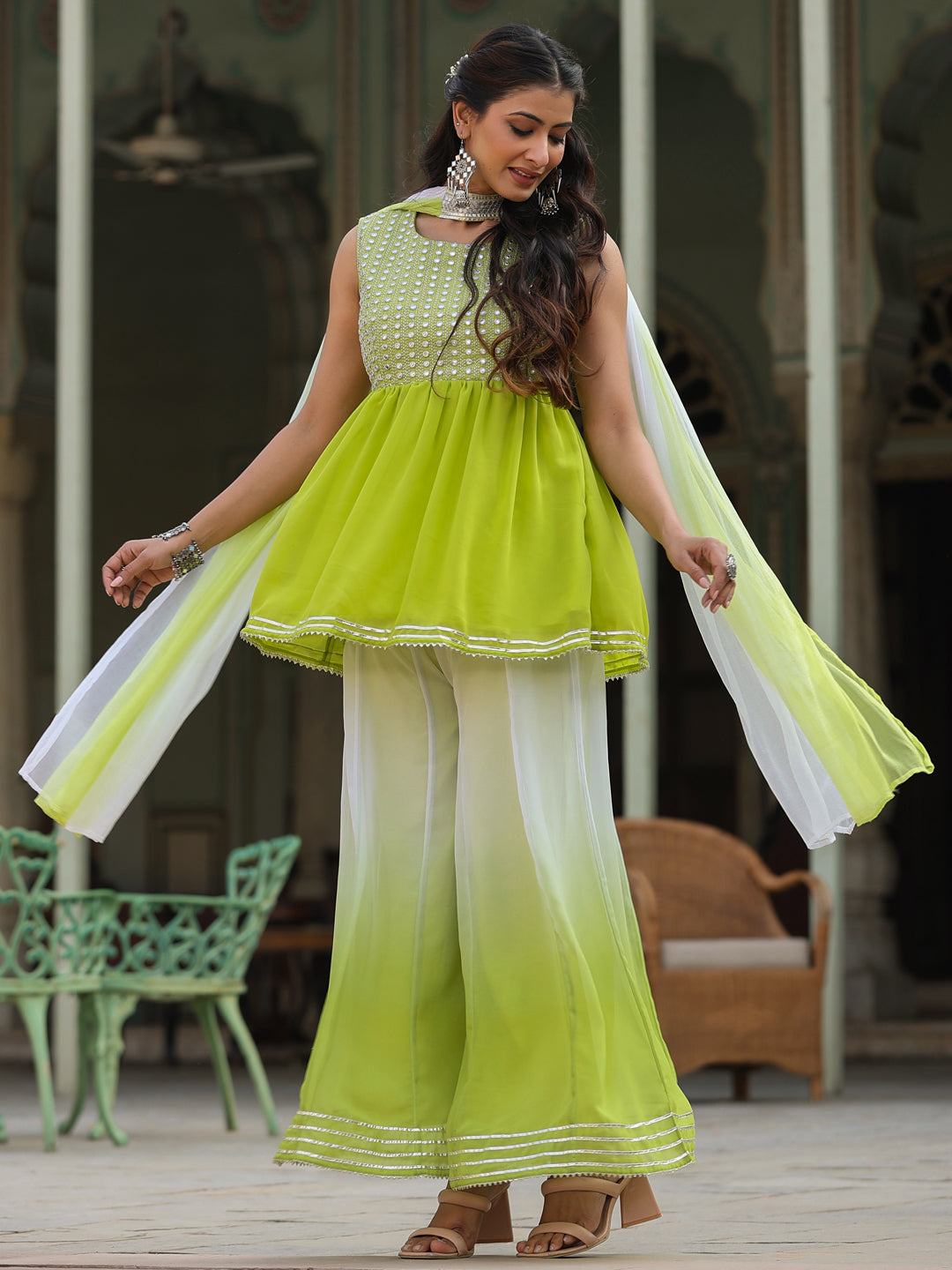 Green Solid Georgette Kurta Pant & Dupatta Set With Mirror & Thread Work