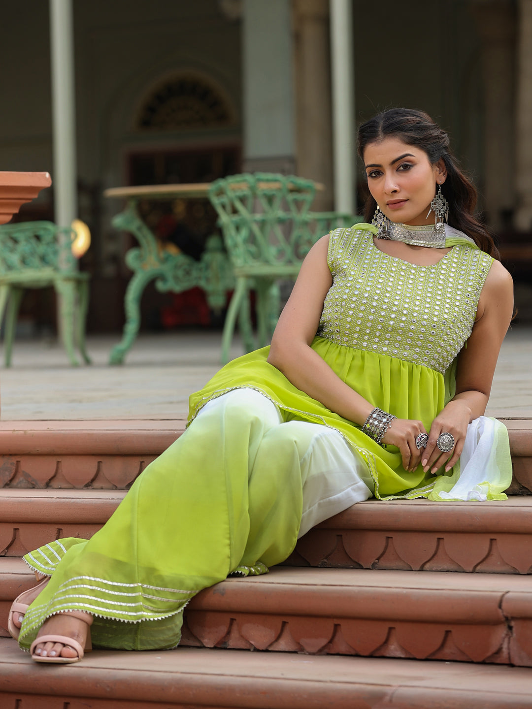 Green Solid Georgette Kurta Pant & Dupatta Set With Mirror & Thread Work