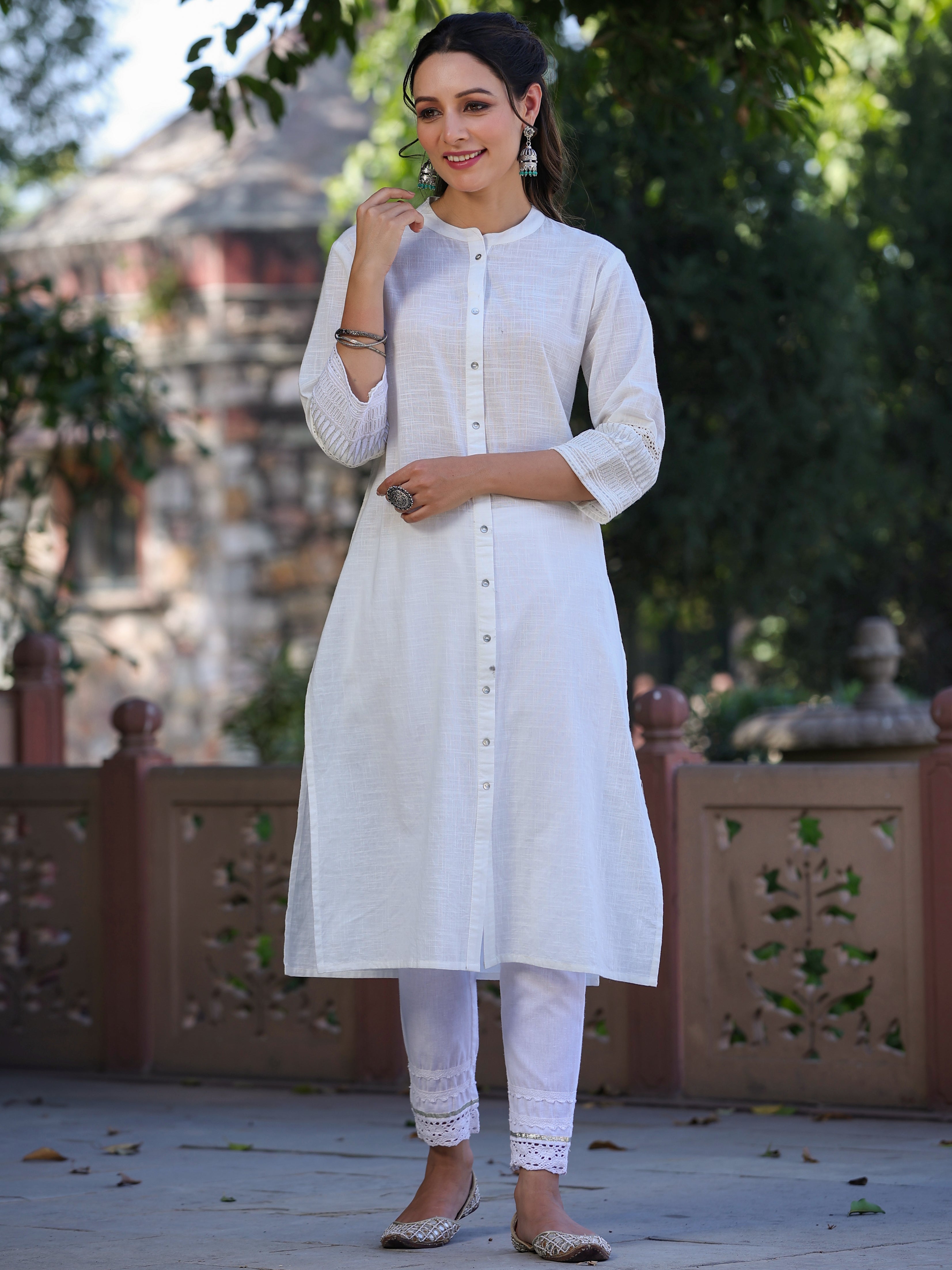 Juniper White Ethnic Motif Printed Cotton Slub Straight Kurta With Lace & Zari Work