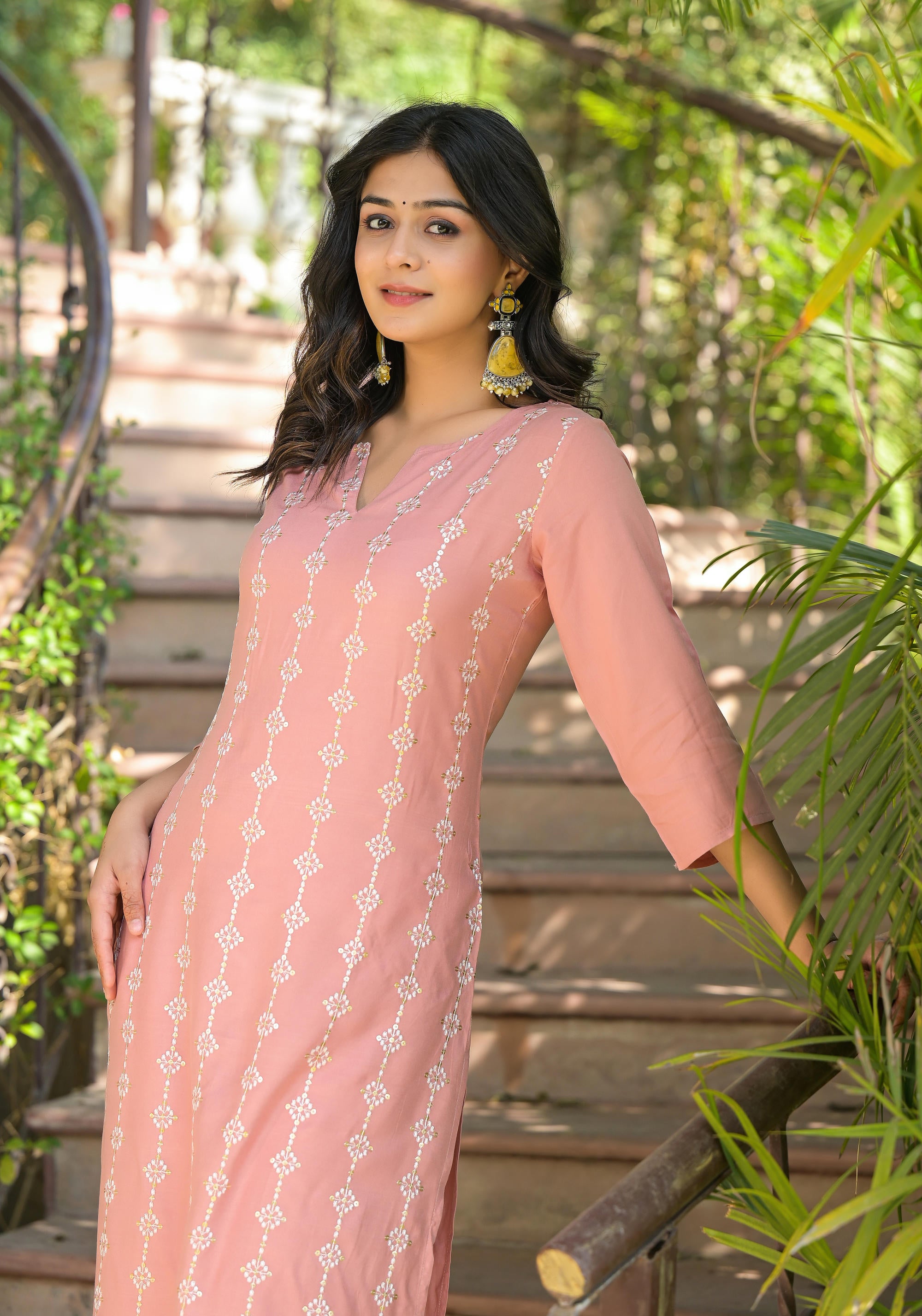 Onion Pink Thread Embroidered Liva Rayon Kurta With Sequins