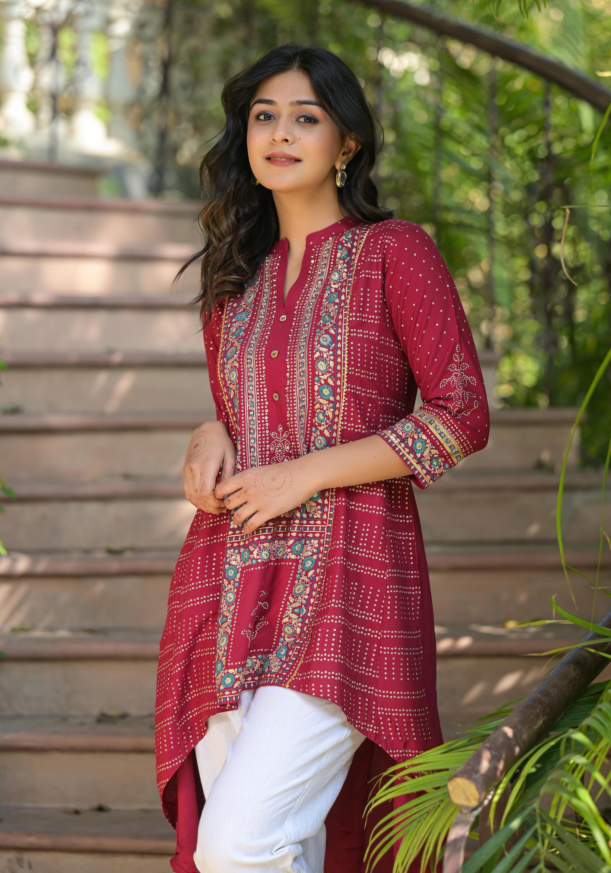 Maroon Bandhani Printed Liva Rayon Tunic With Sequins & Thread Work