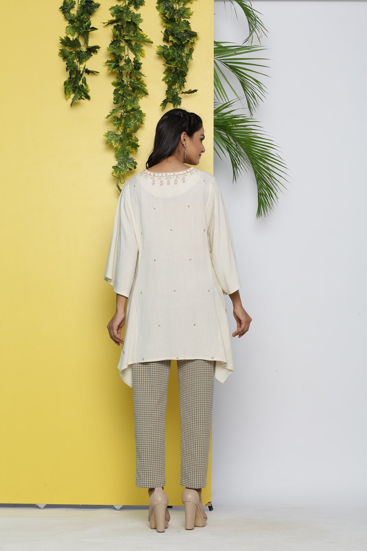 Juniper Off-White Thread Embroidered Rayon Flex Tunic