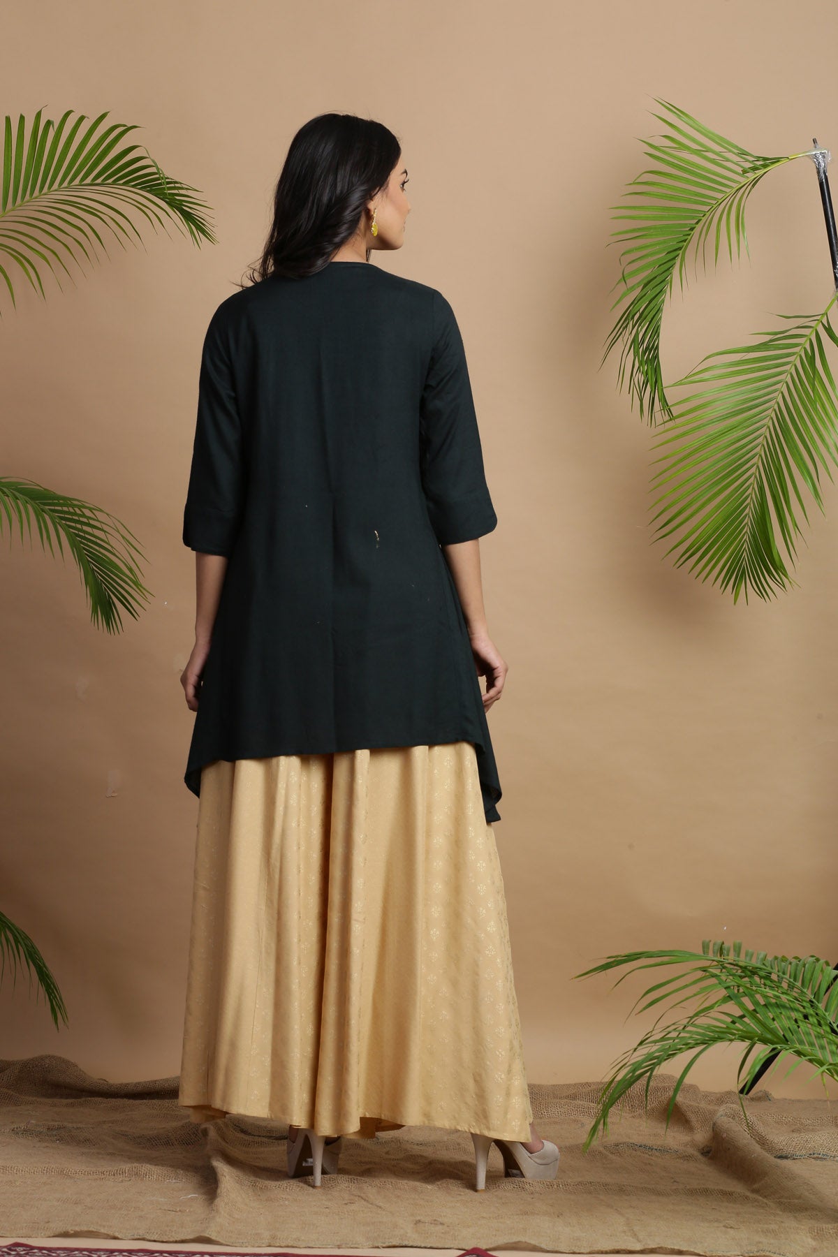 Jadegreen Solid Rayon Slub Asymmetric Women Kurta With Tie-ups