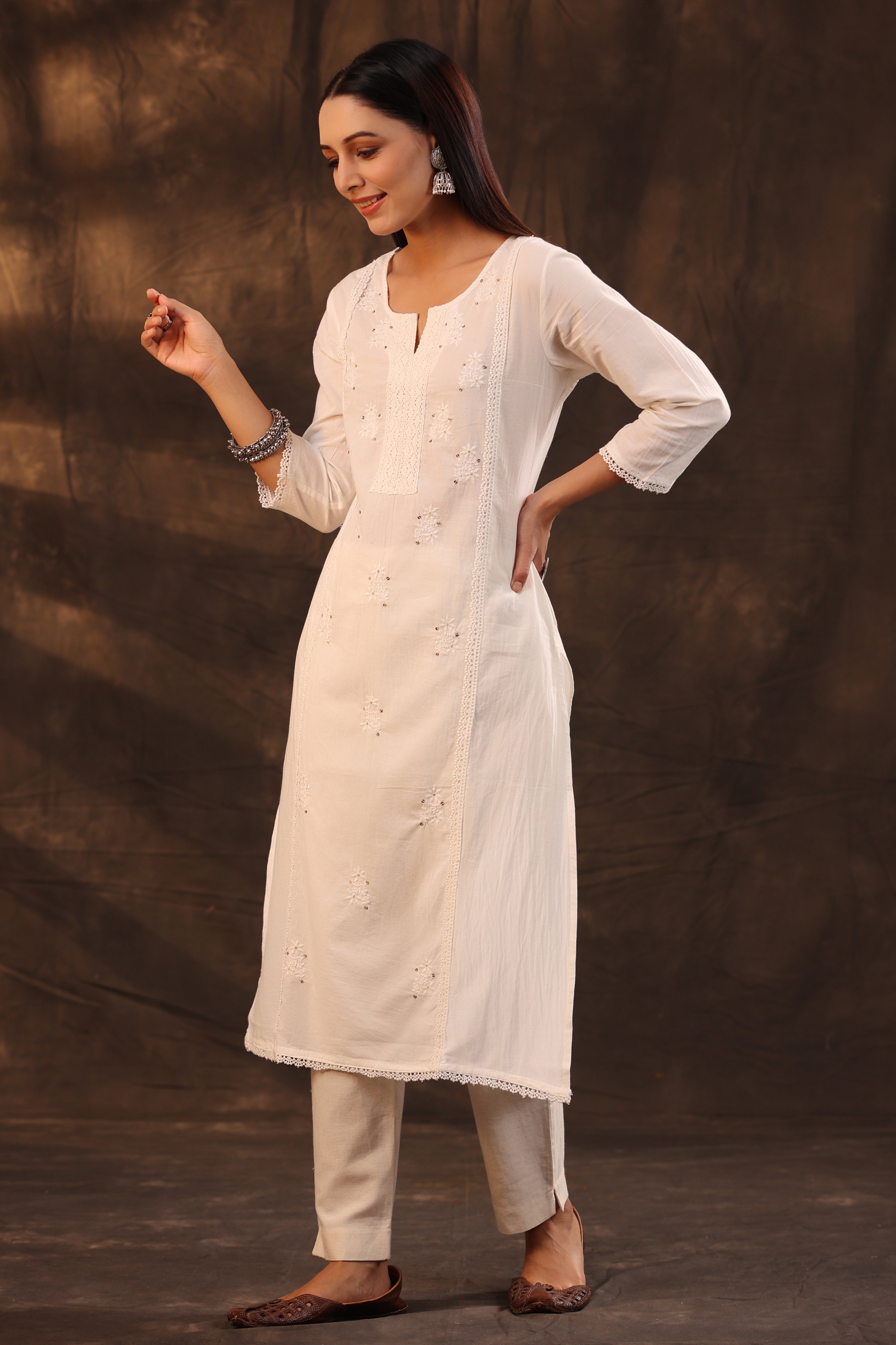 Juniper White Ethnic Motif Printed Cotton Voile Straight Women Kurta With Thread Work Embroidery