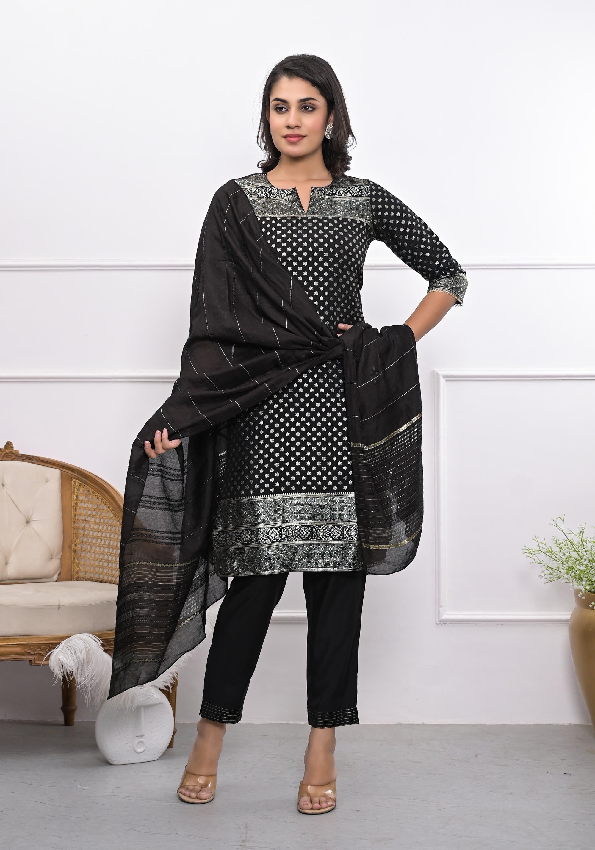 Black Ethnic Motif Printed Silk Kurta Set With Zari Work