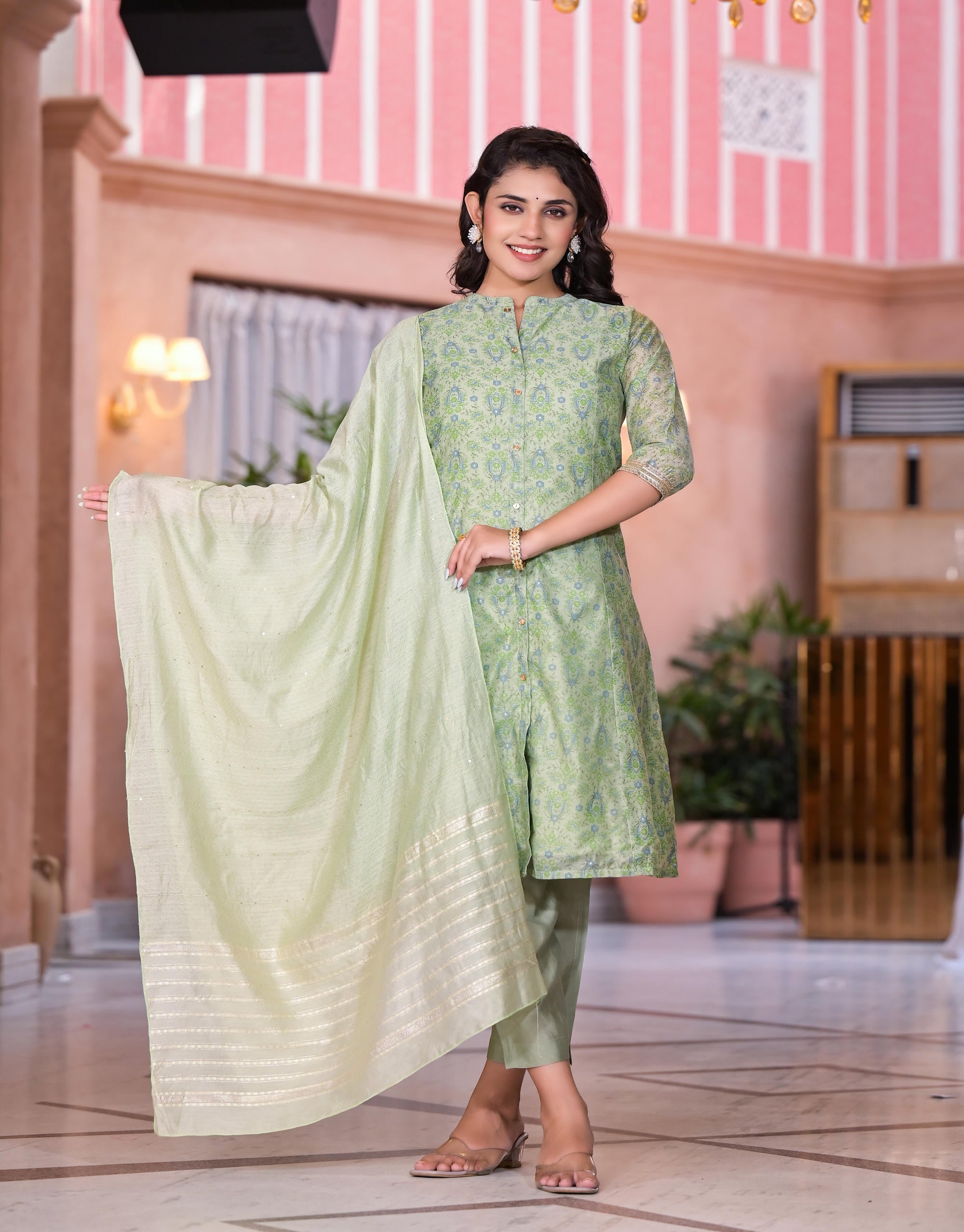 Green Floral Printed Chanderi Kurta Set With Buttons & Sequins