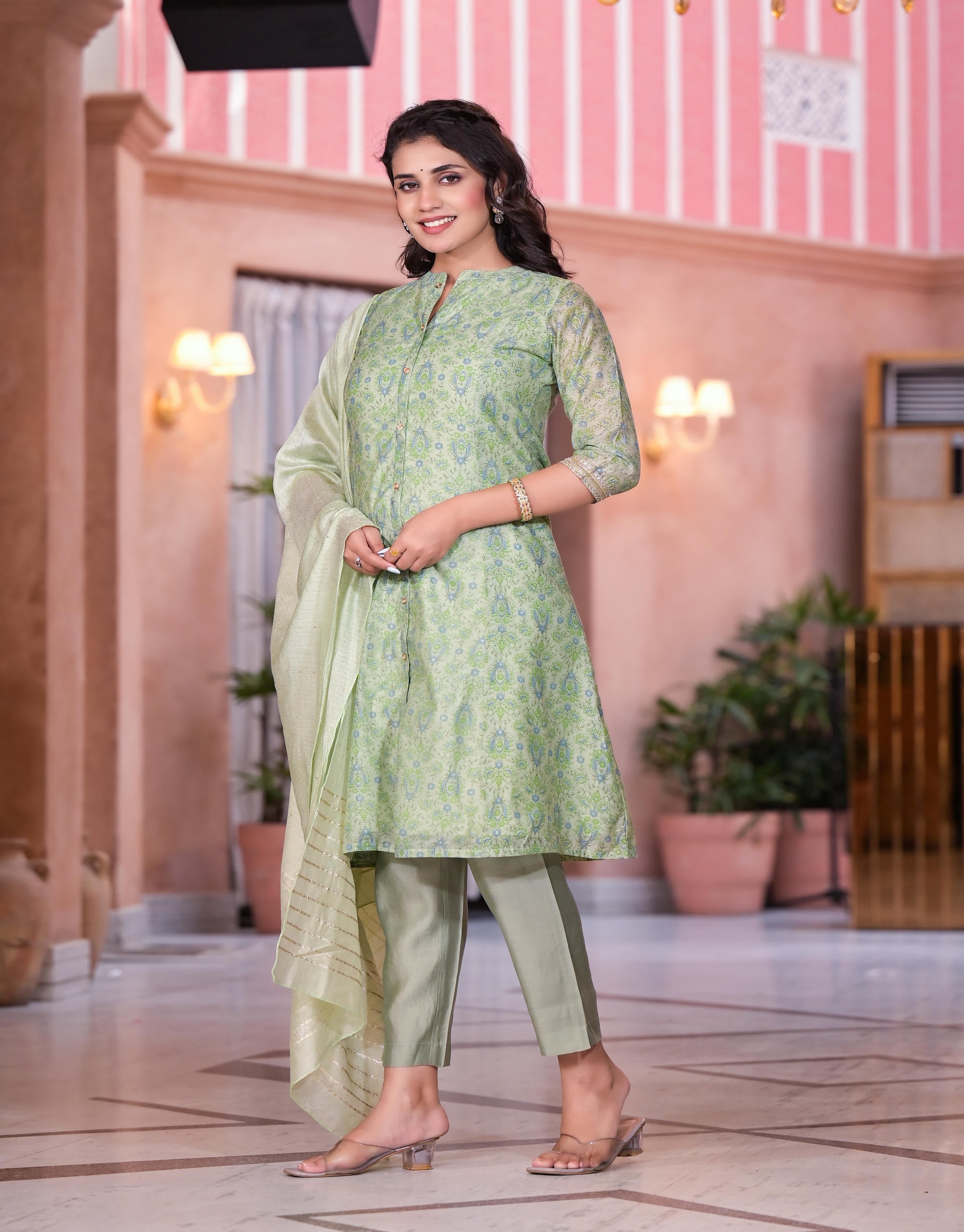 Green Floral Printed Chanderi Kurta Set With Buttons & Sequins