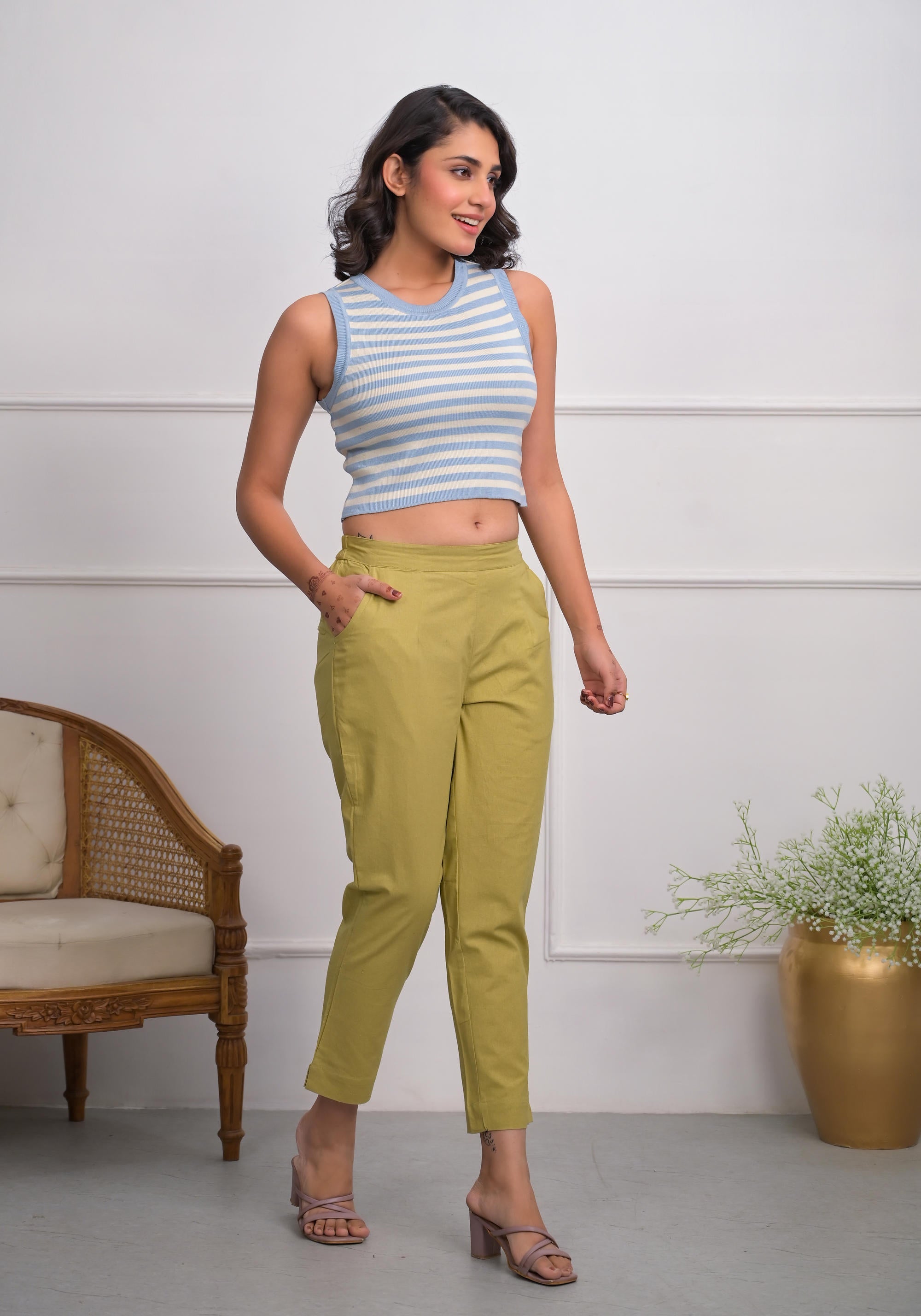 Khaki Solid Cotton Pants With Partially Elasticated Waistband And Two Side Pockets