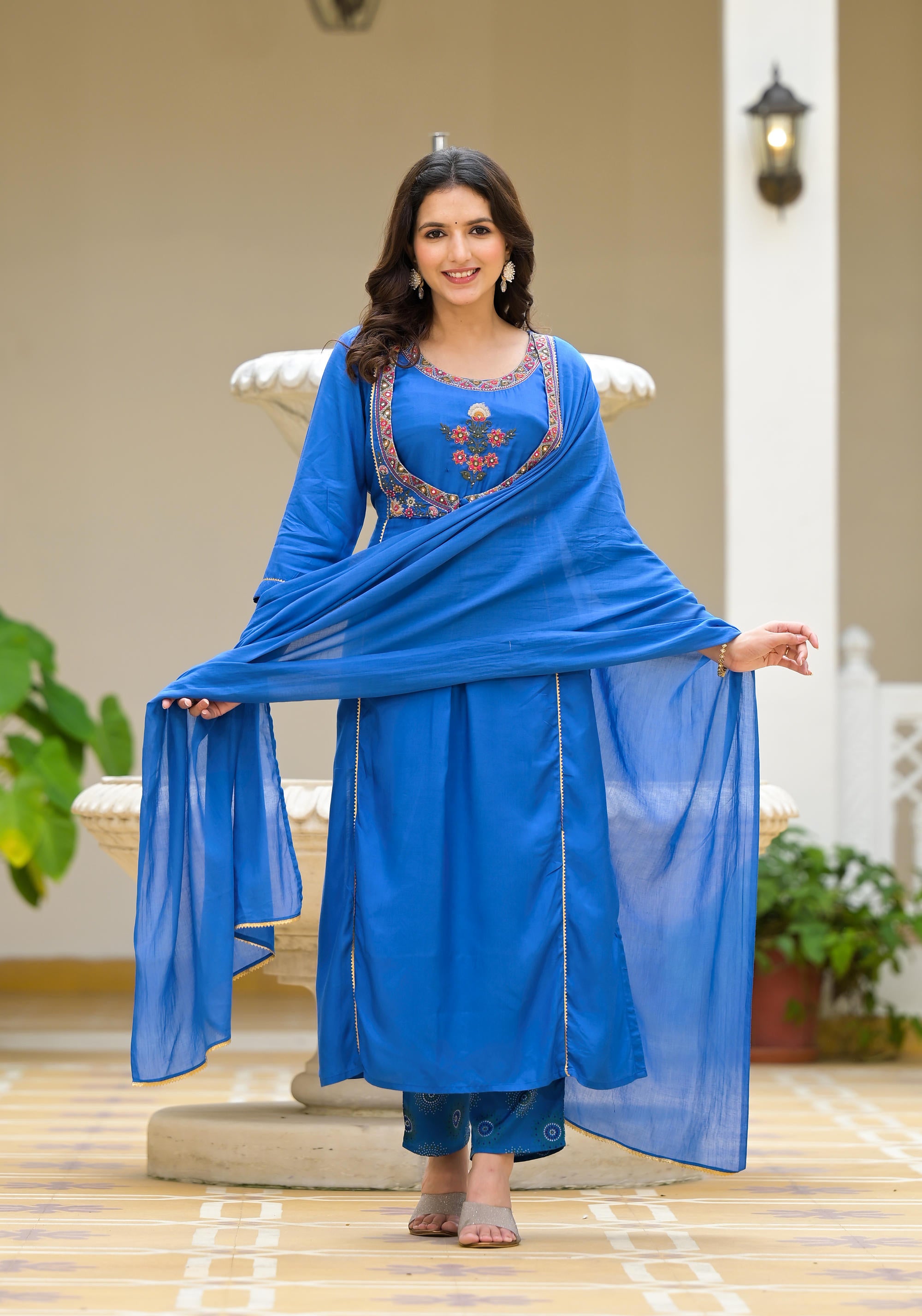 Blue Solid Viscose Kurta Pant With Dupatta Set With Thread & Mirror Work