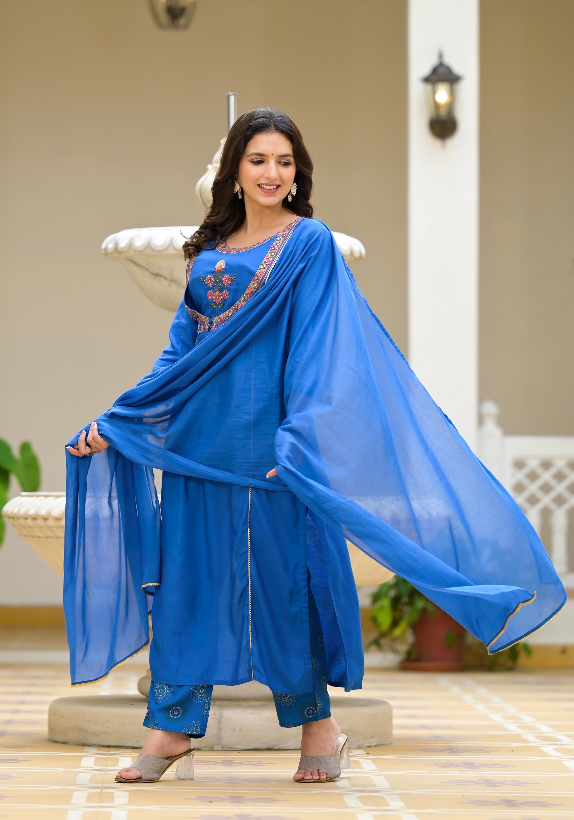 Blue Solid Viscose Kurta Pant With Dupatta Set With Thread & Mirror Work