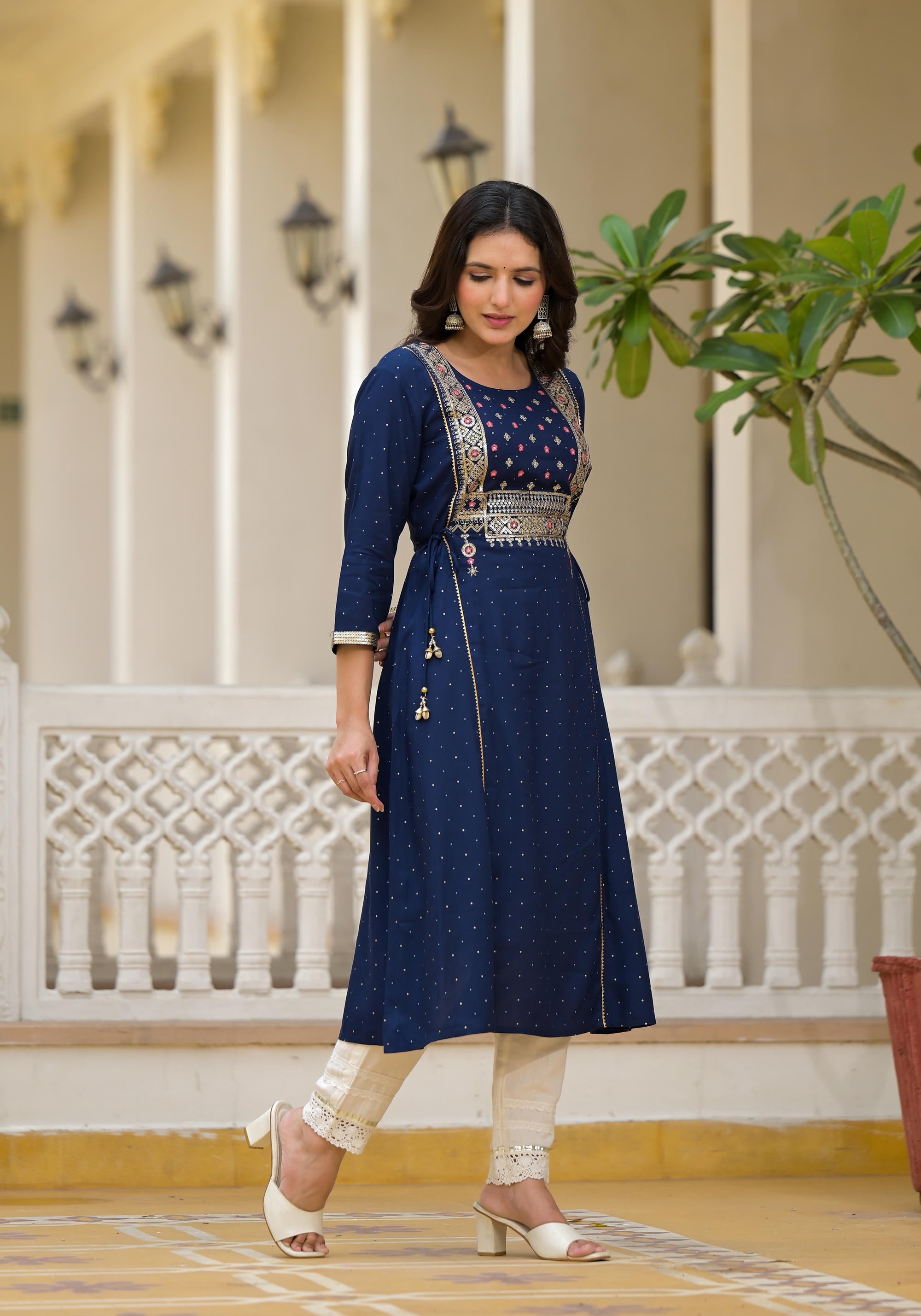 Blue Solid Rayon Kurta With Sequins & Doris