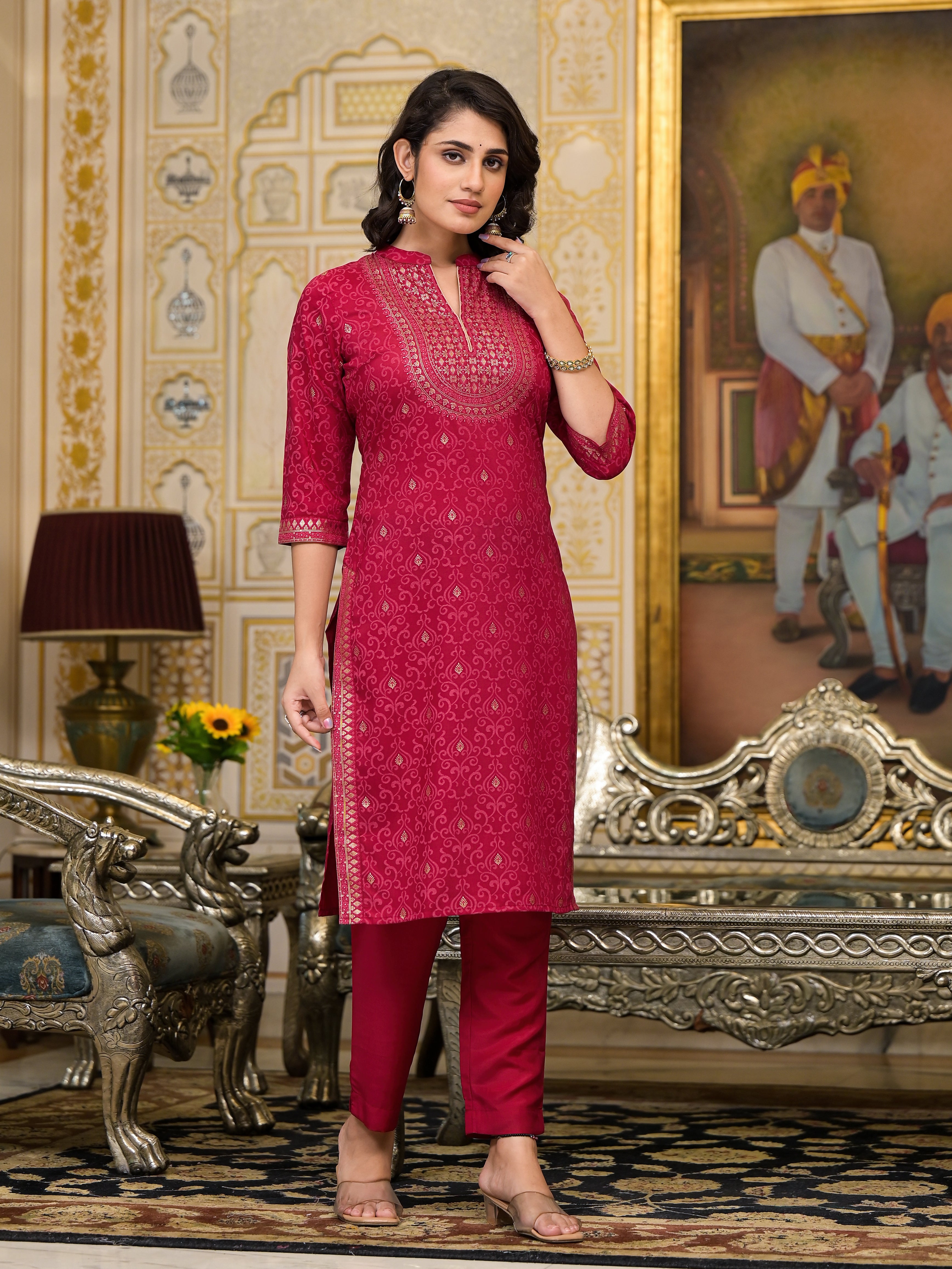 Women Red  Printed Straight Kurta Pants & Dupatta Set