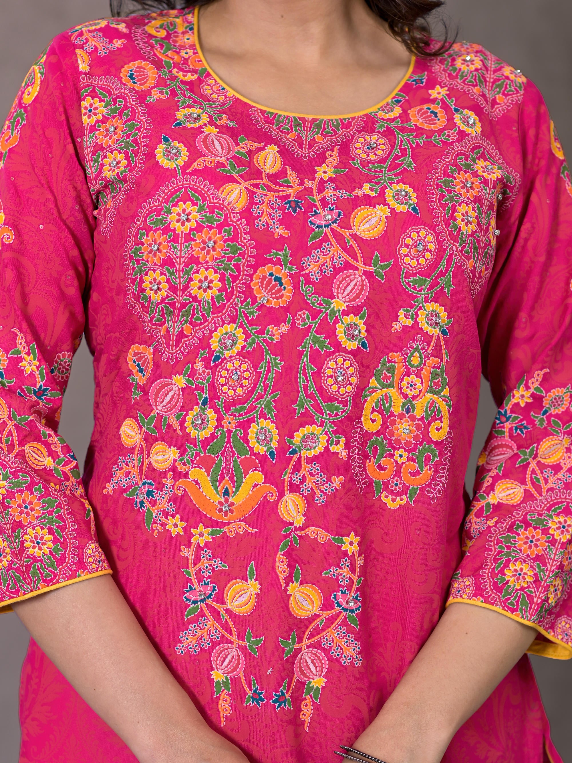 Pink Thread Embroidered Liva Rayon Kurta With Sequins & Beads