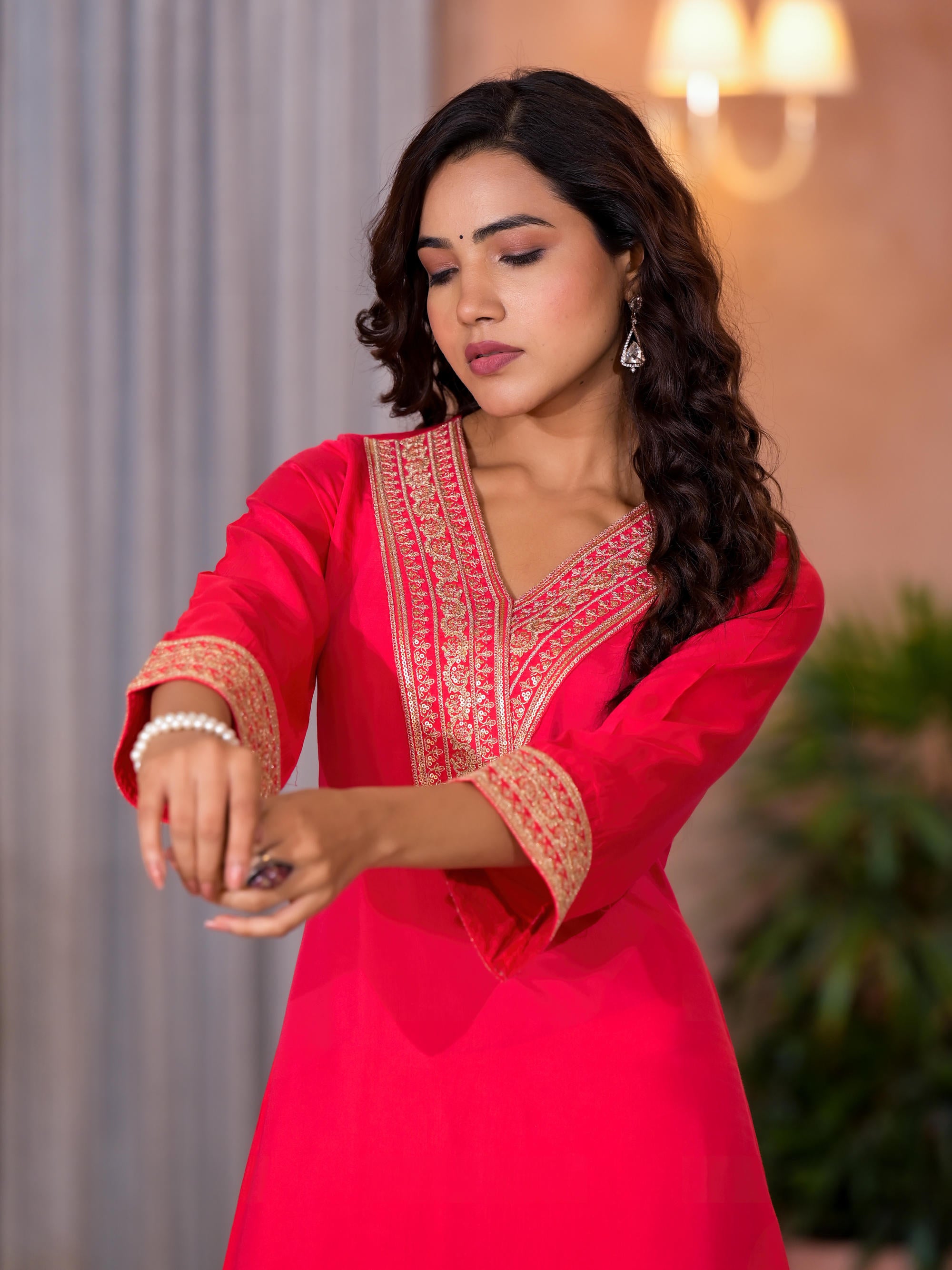 Fuchsia Zari Embroidered Viscose Kurta & Pant Set With Sequins