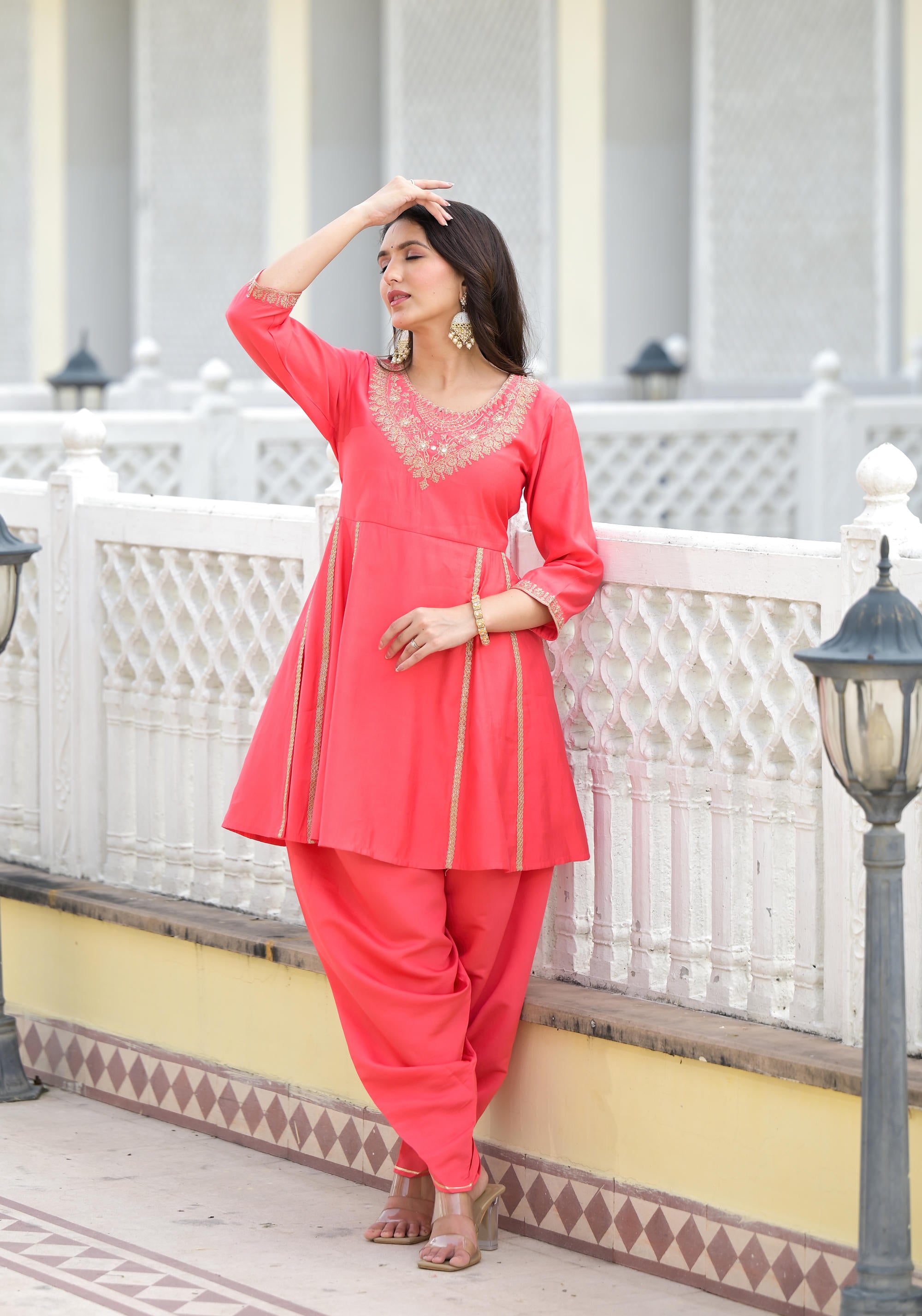 Peach Solid Viscose Kurta & Pant Set With Zari & Mirror Work