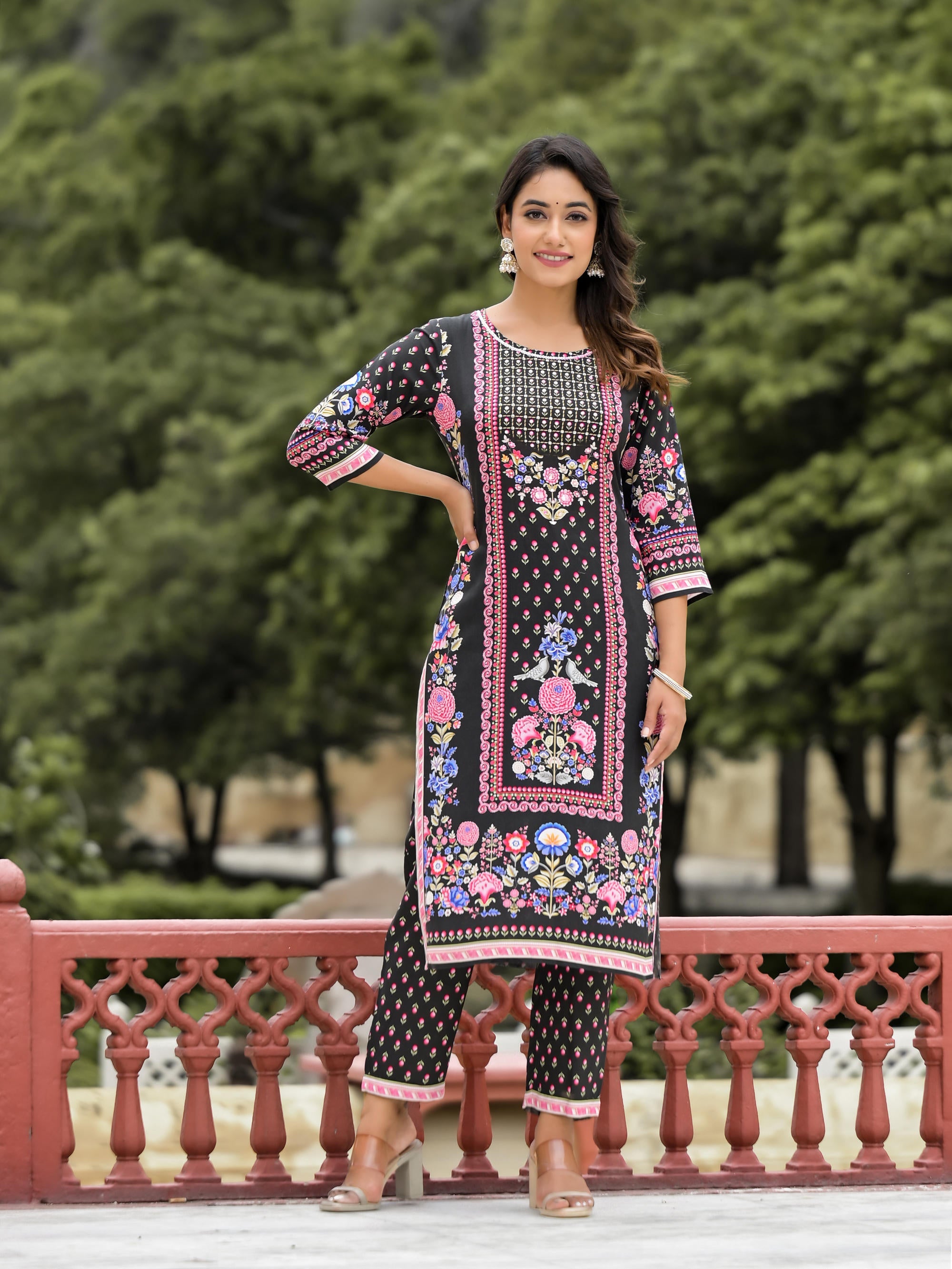 Black Floral Printed Liva Rayon Kurta Pant And Dupatta Set With Tassels & Sequins