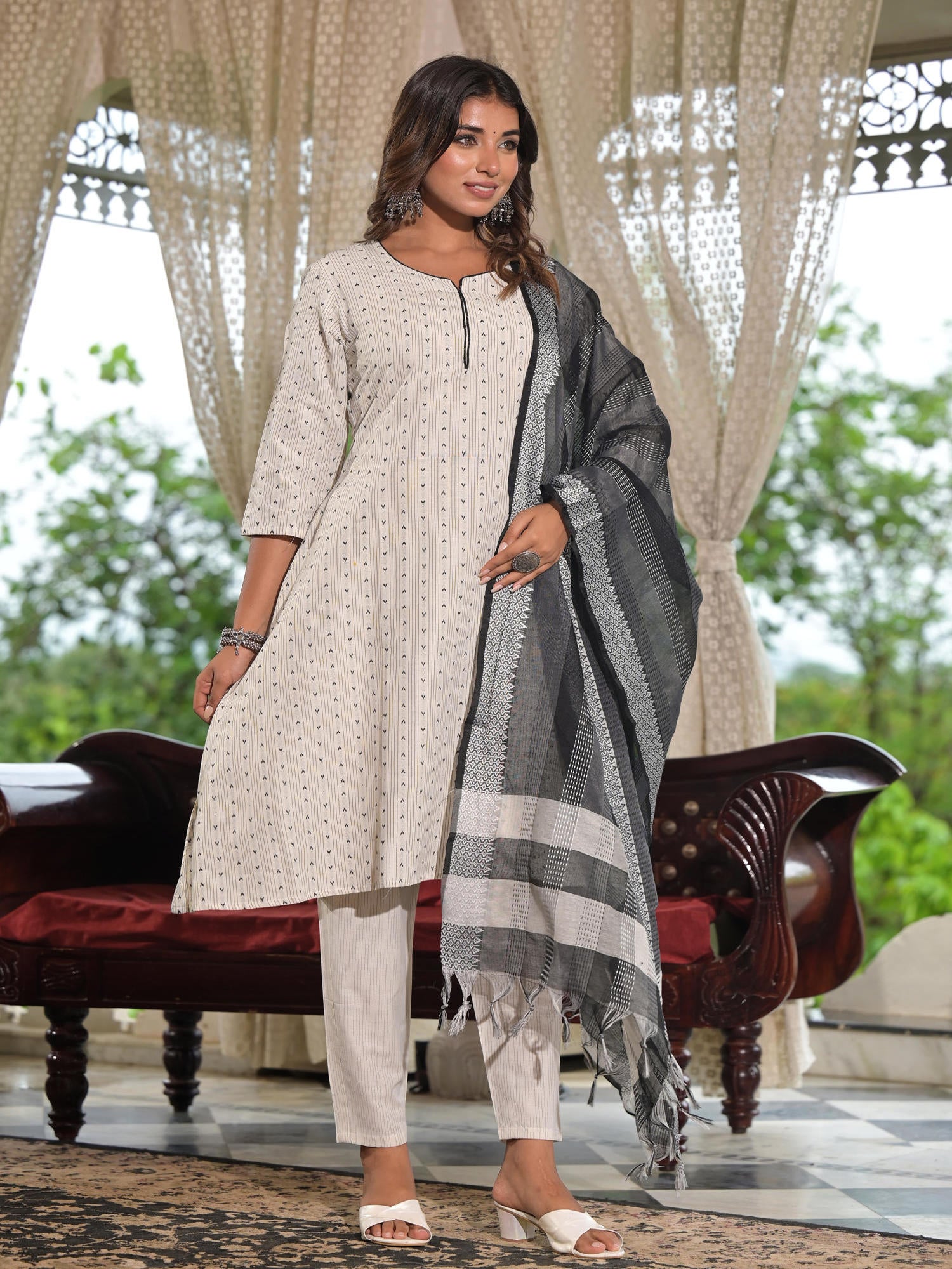 Juniper Off White Geometric Printed Cotton Kurta Pant Set With Tassels On Dupatta