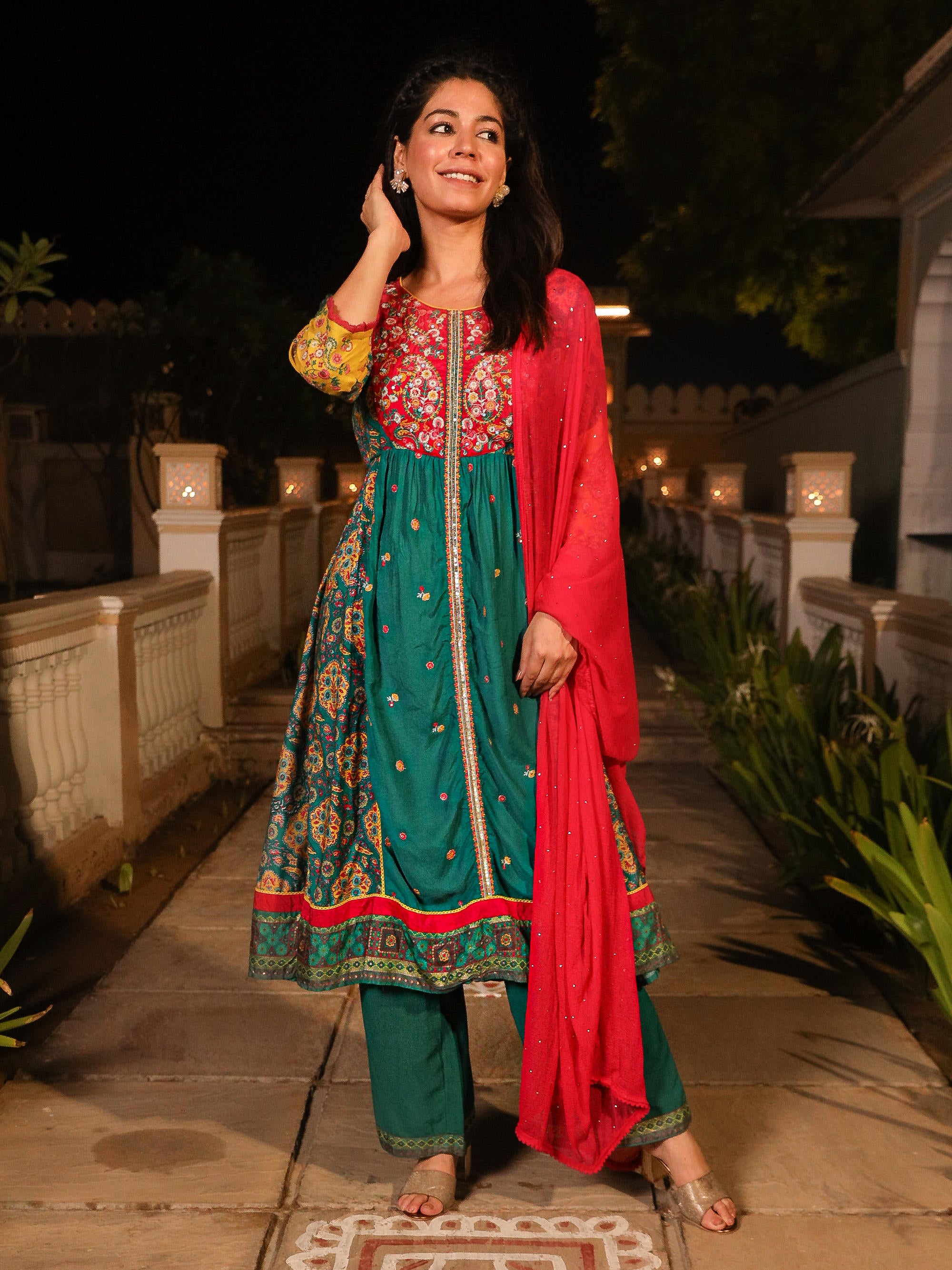 The Mastani Teal Ethnic Motif Printed Viscose Kurta Pant And Dupatta With Sequins & Thread Work