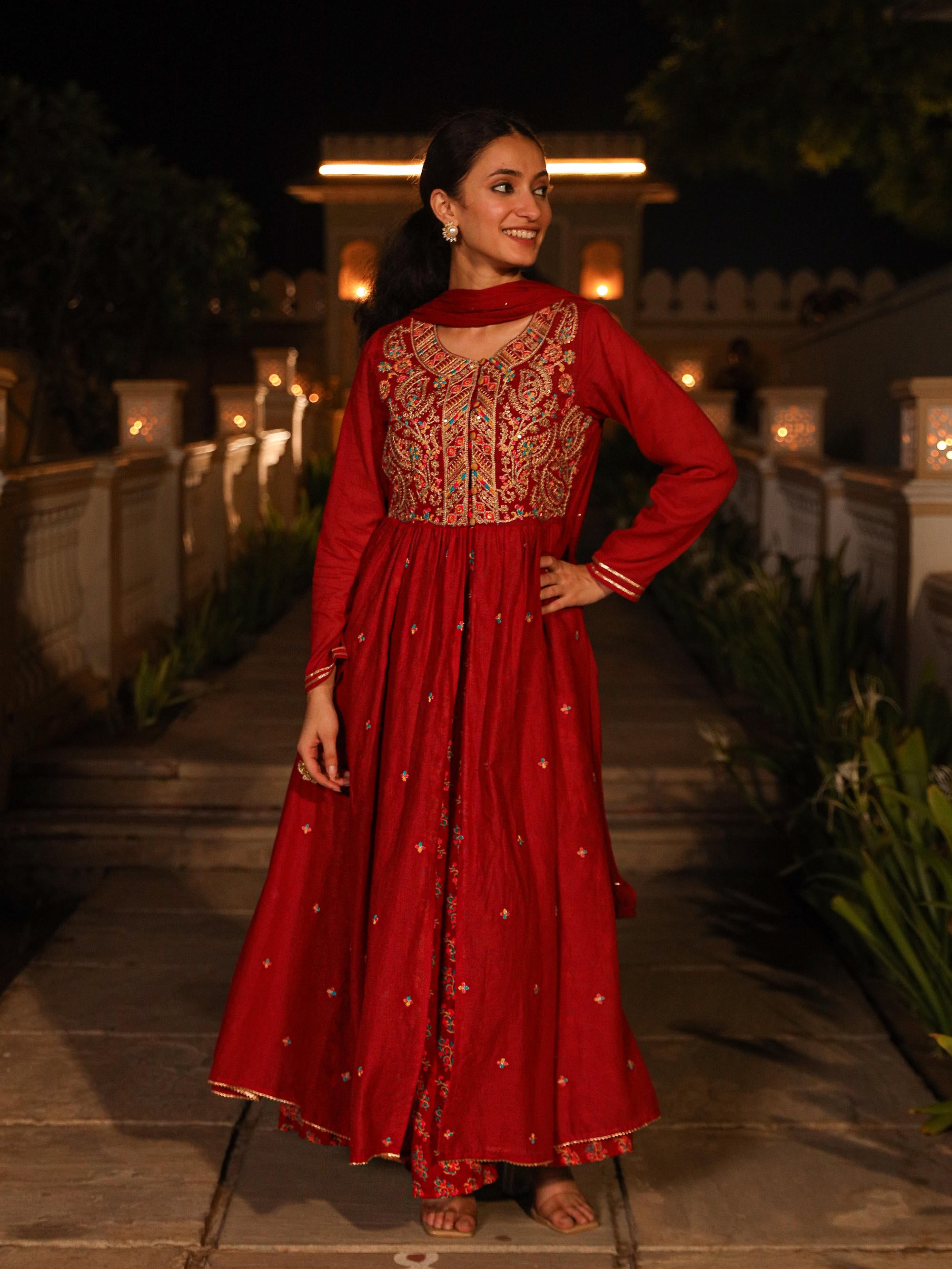 Maroon Ethnic Motif Printed Cotton Shrug Inner & Dupatta Set With Sequins Mirror & Thread Work