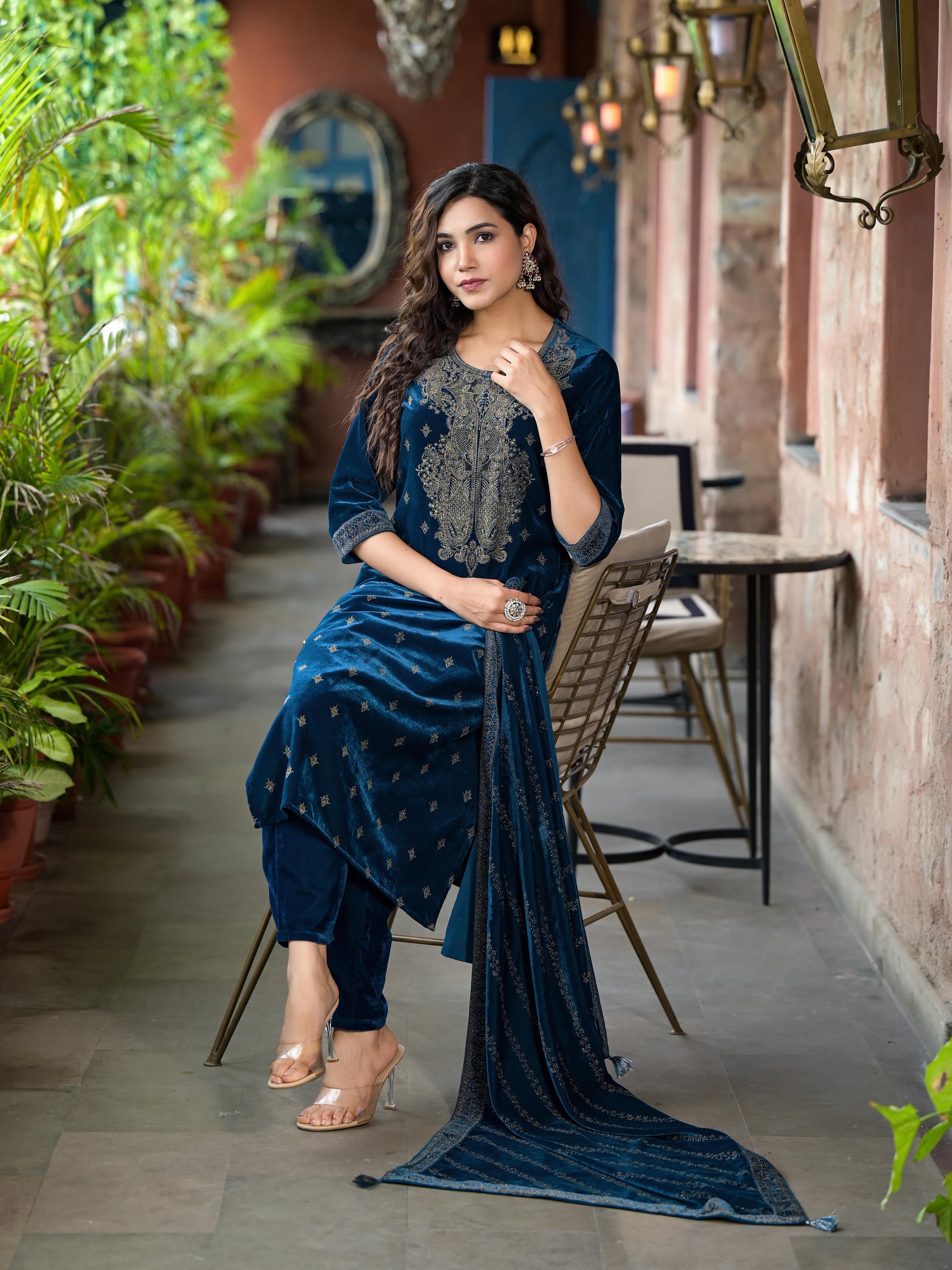 Blue Ethnic Motif Printed Velvet Kurta Set With Tassels