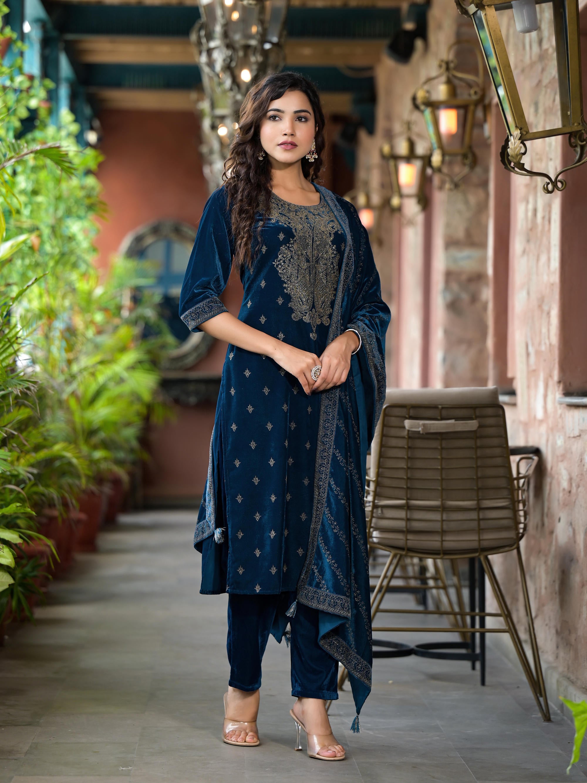 Blue Ethnic Motif Printed Velvet Kurta Set With Tassels