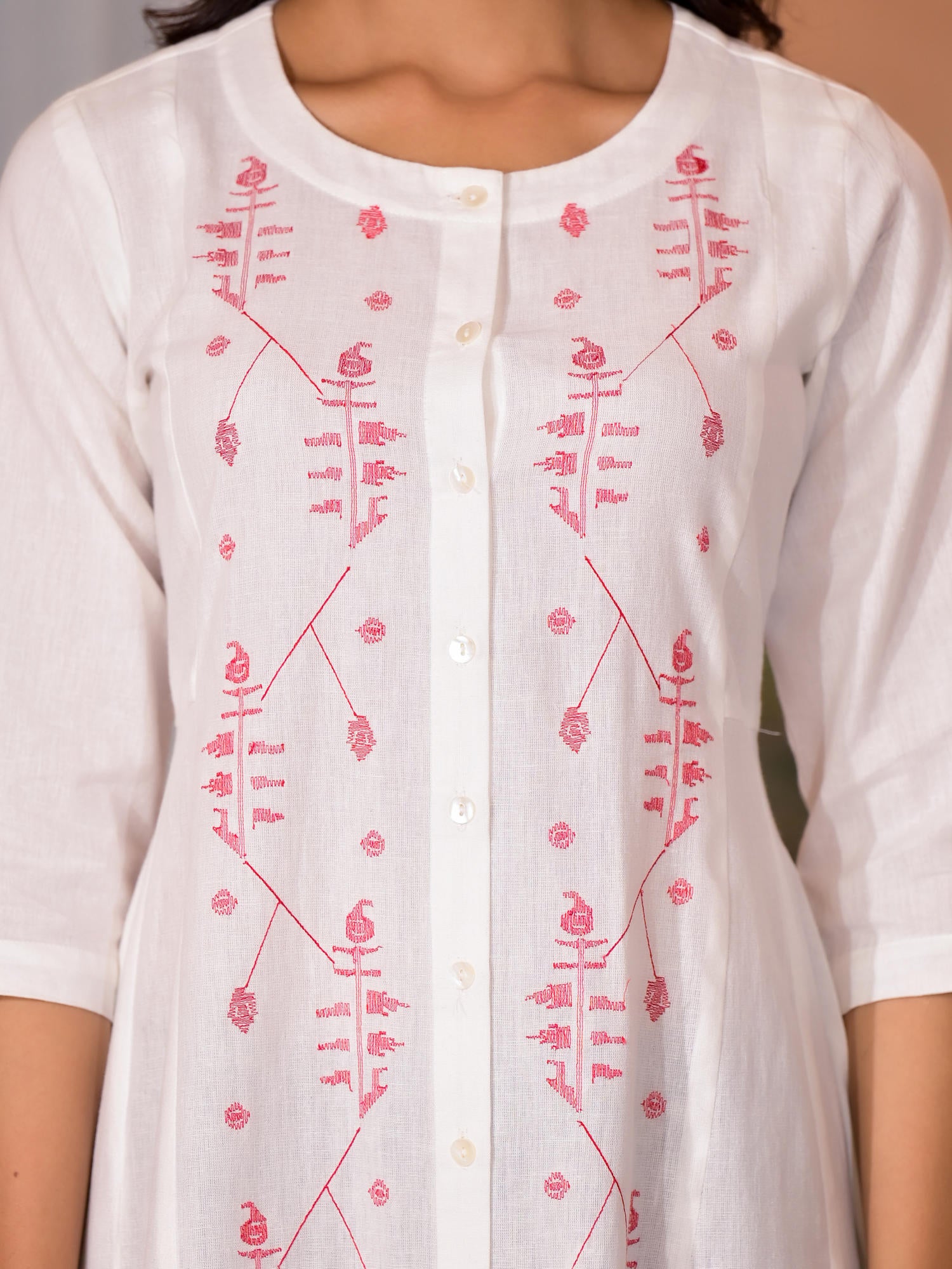 White Thread Embroidered Cotton Kurta With Button Closure