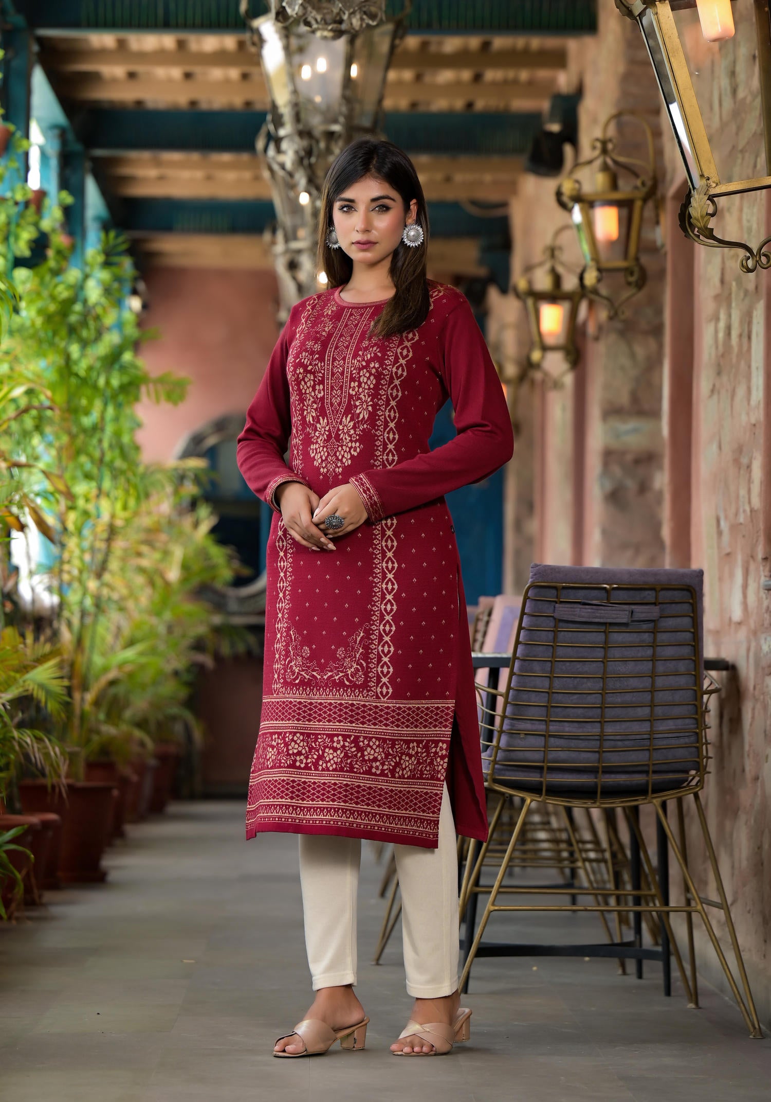 Maroon Ethnic Motif Printed Polycotton Winter Wear Kurta