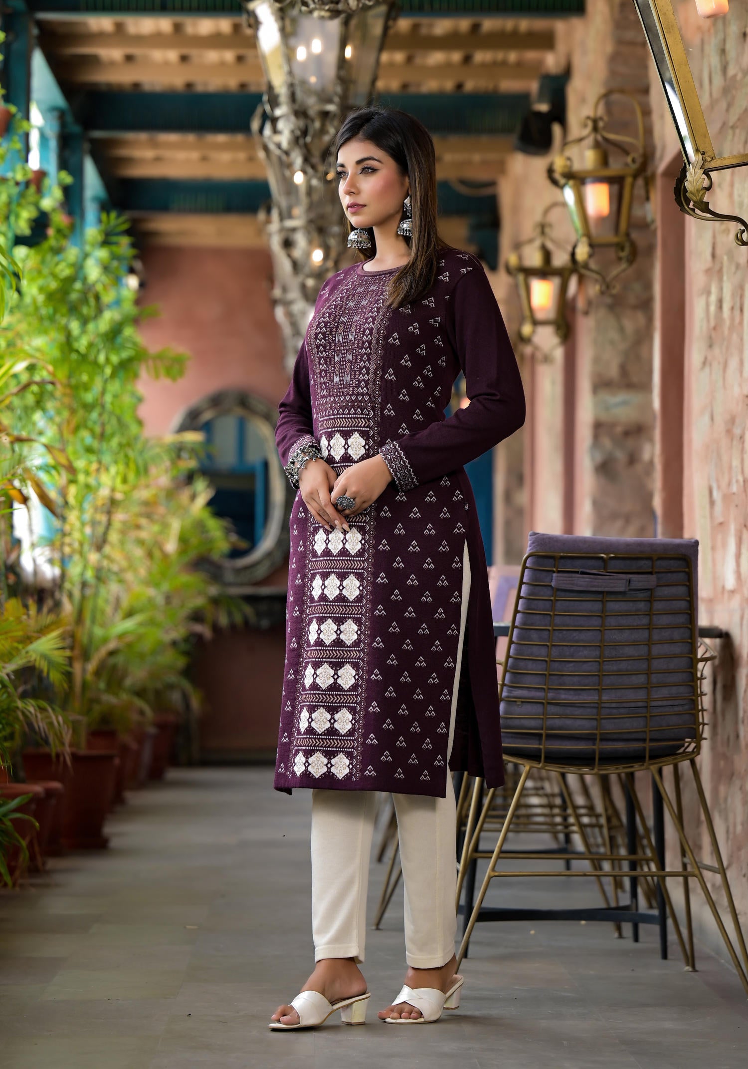 Mauve Ethnic Motif Printed Polycotton Winter Wear Kurta