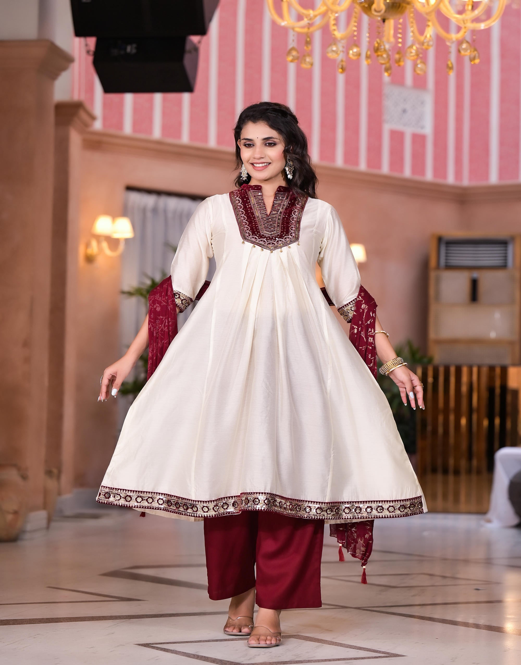 Ivory Zari Embroidered Chanderi Kurta Set With Sequins & Beads