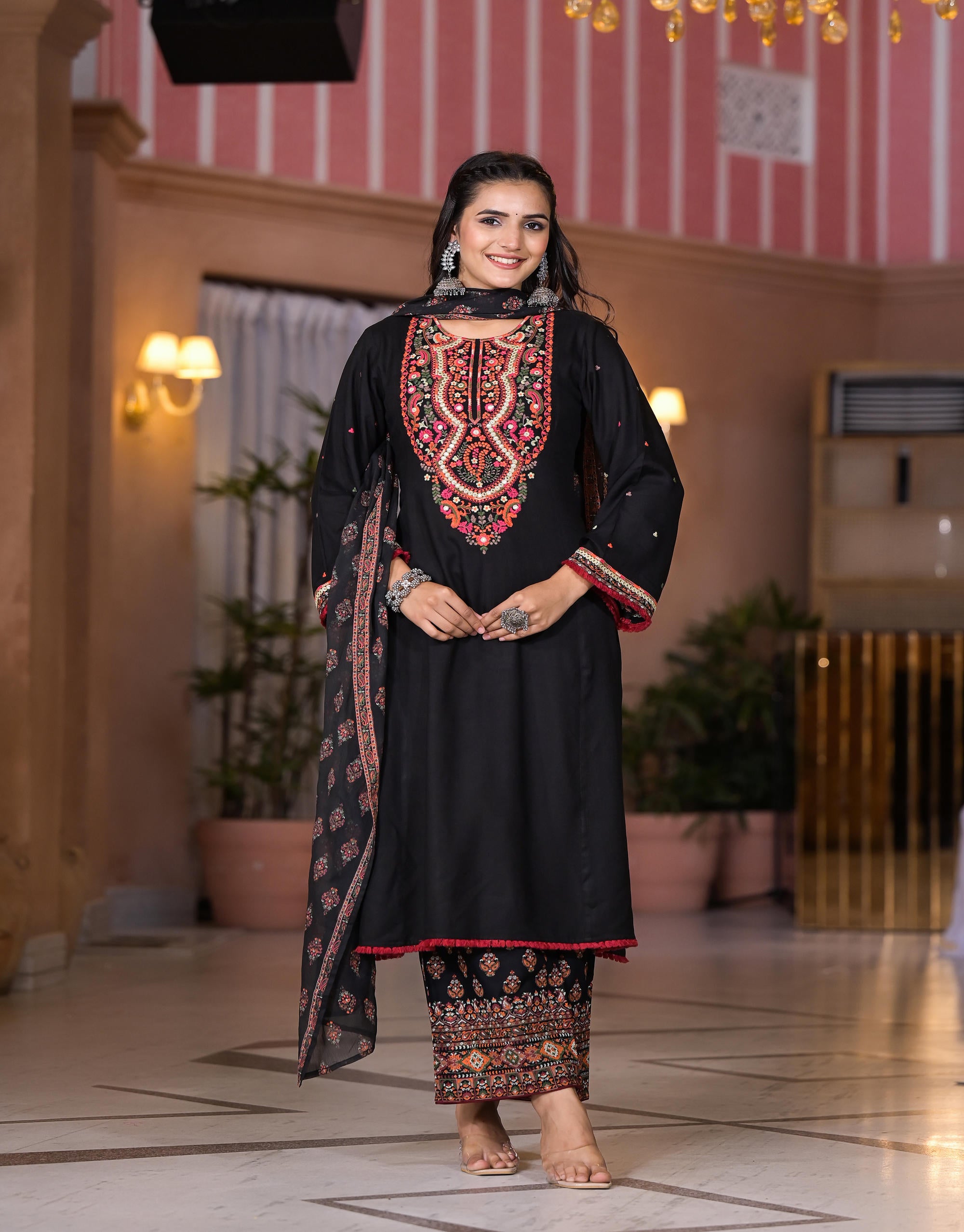 Black Thread Embroidered Rayon Kurta Set With Mirror Work