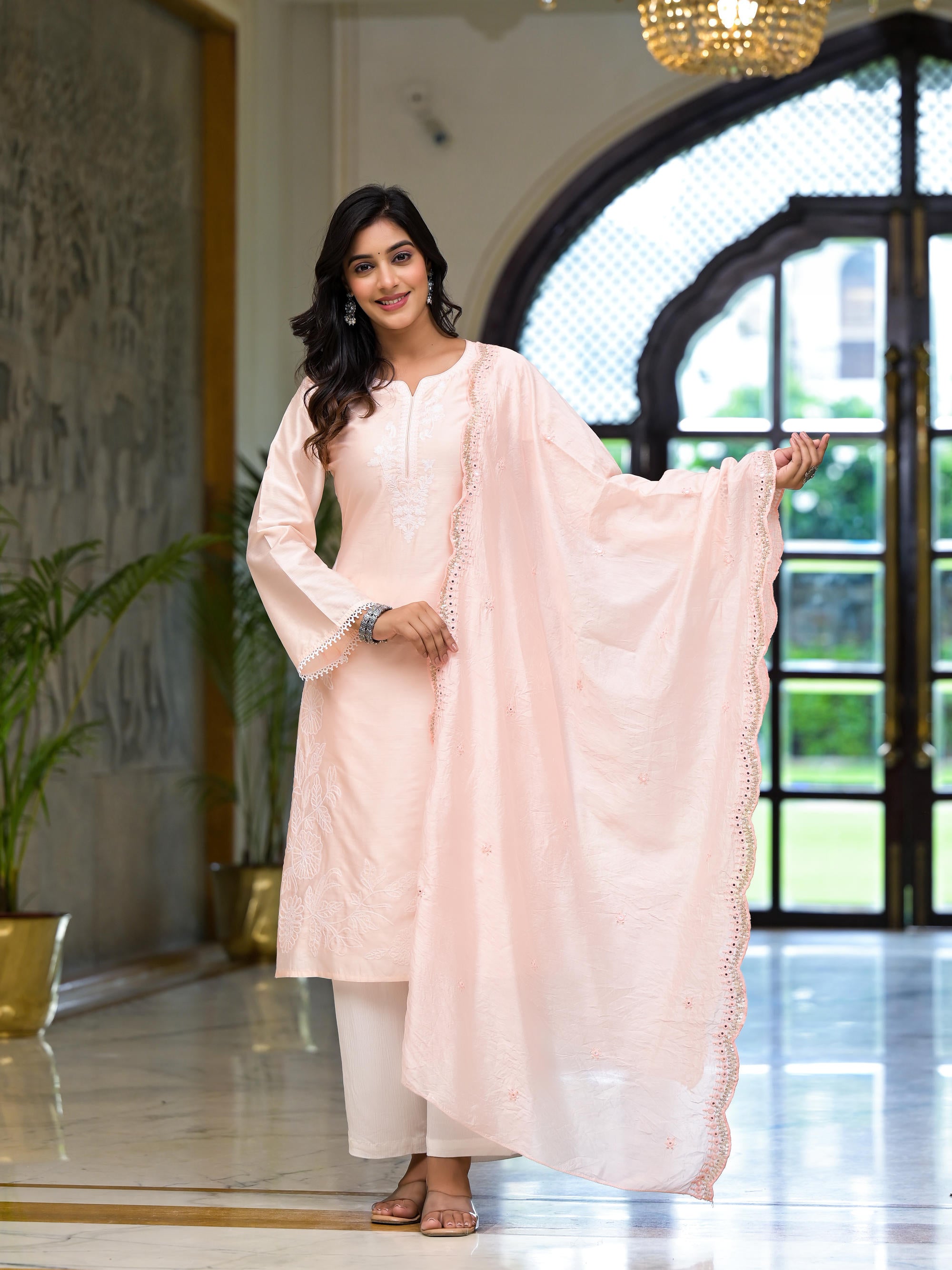 Pink Thread Embroidered Viscose Kurta Set With Thread & Mirror Work