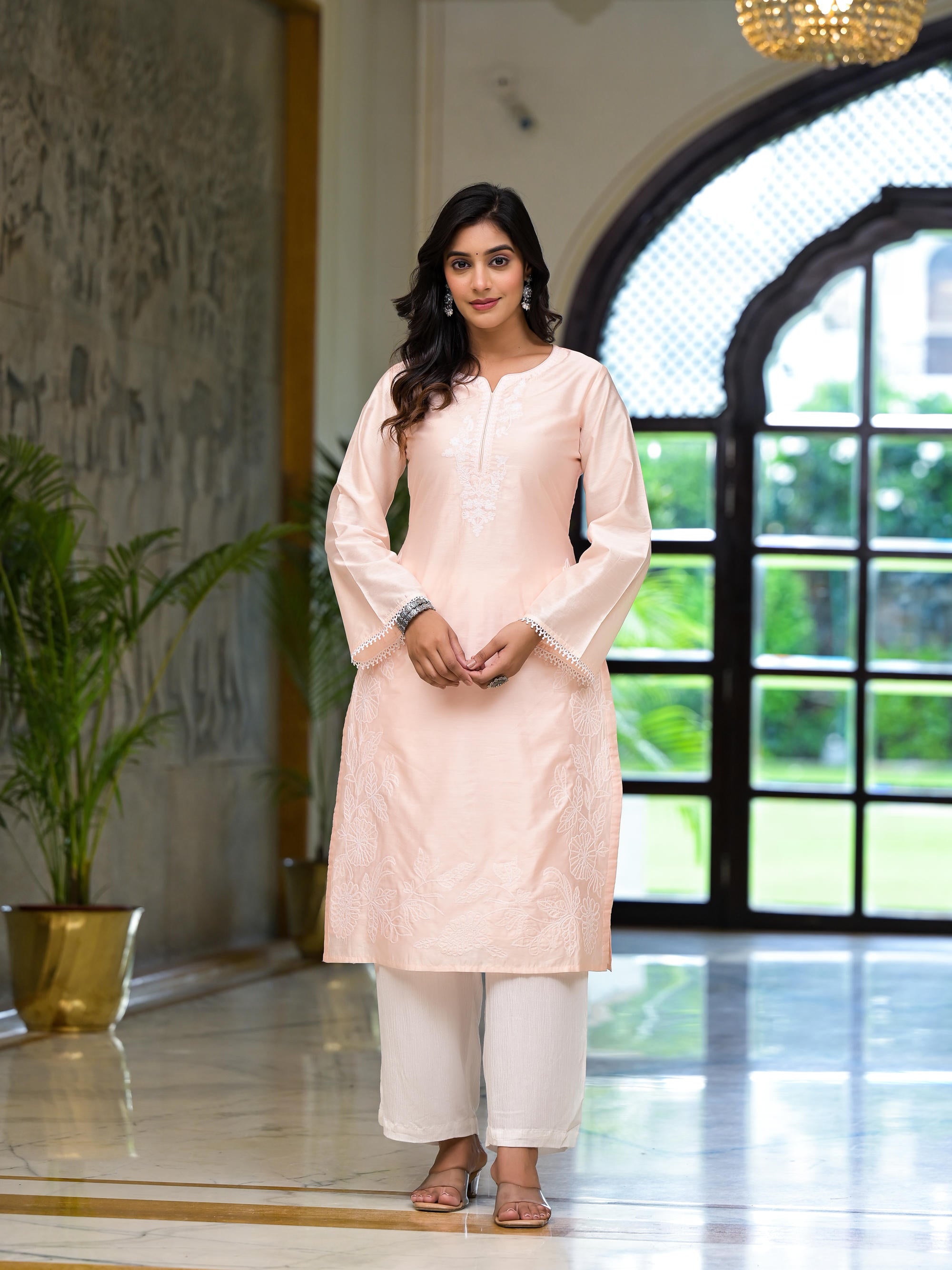 Pink Thread Embroidered Viscose Kurta Set With Thread & Mirror Work