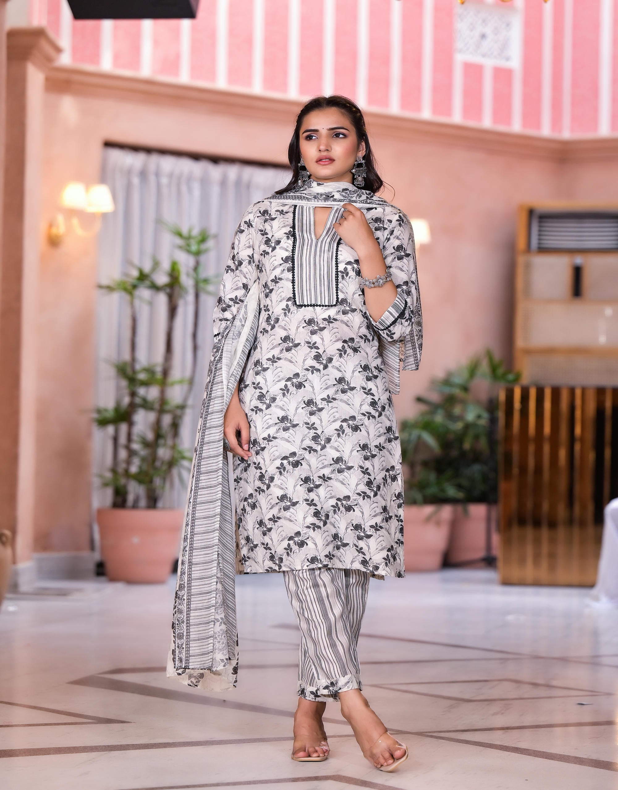 Grey Floral Printed Cotton Kurta Set With Lace