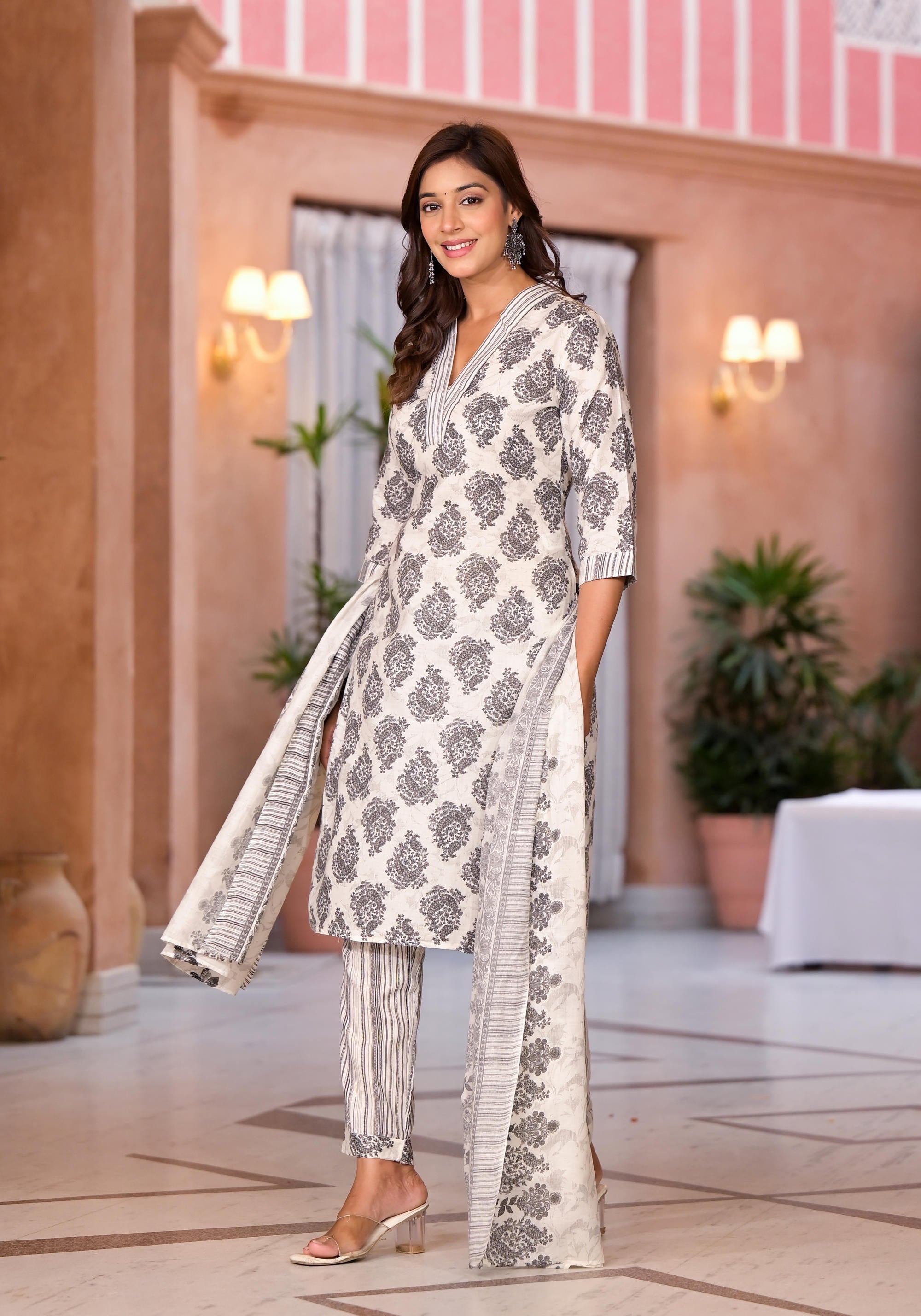 White Floral Printed Cotton Kurta Pant & Dupatta Set