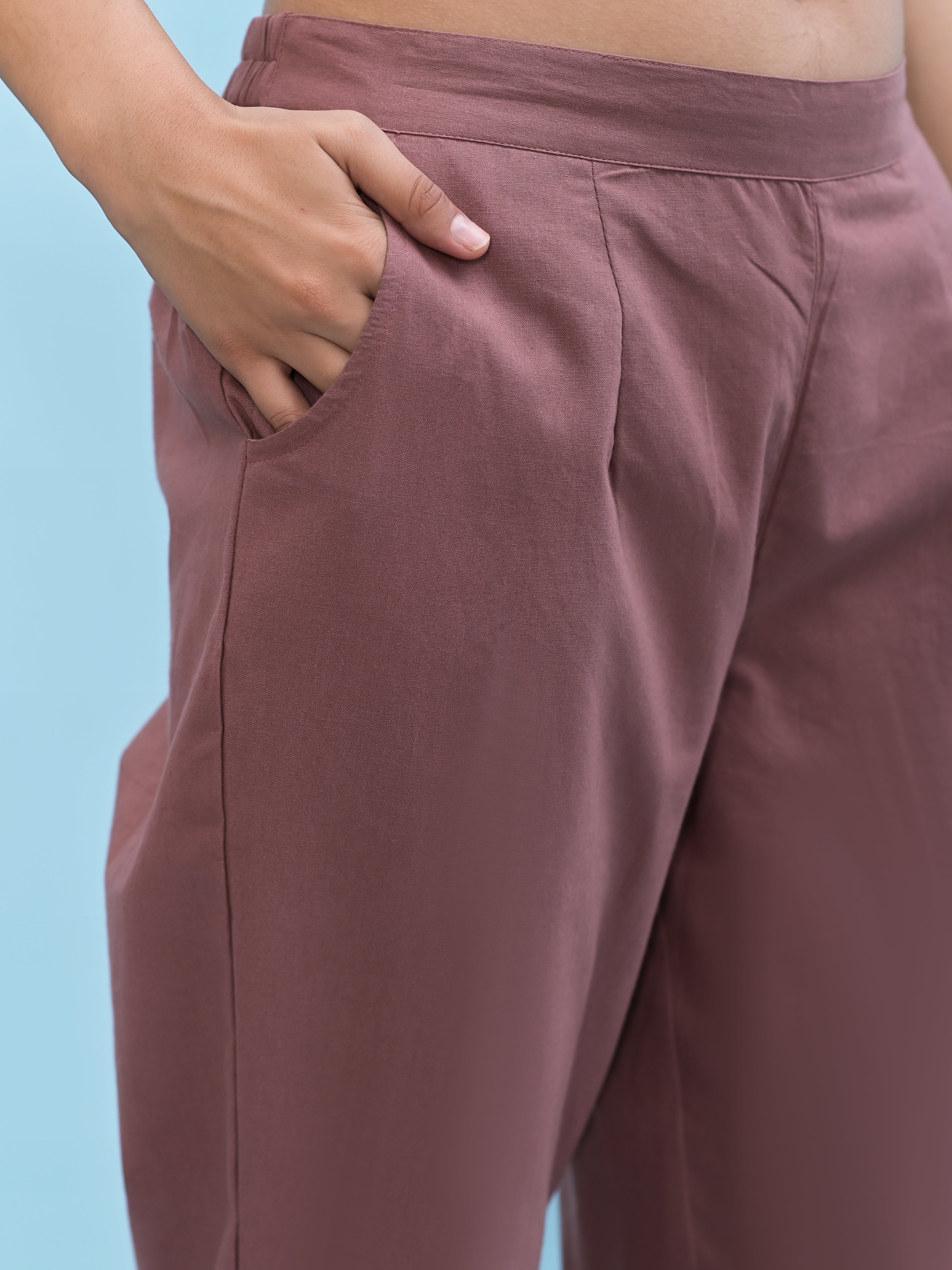 Juniper Juniper Women Mauve Solid Cotton Pants with Partially Elasticated Waistband and Two Side Pockets