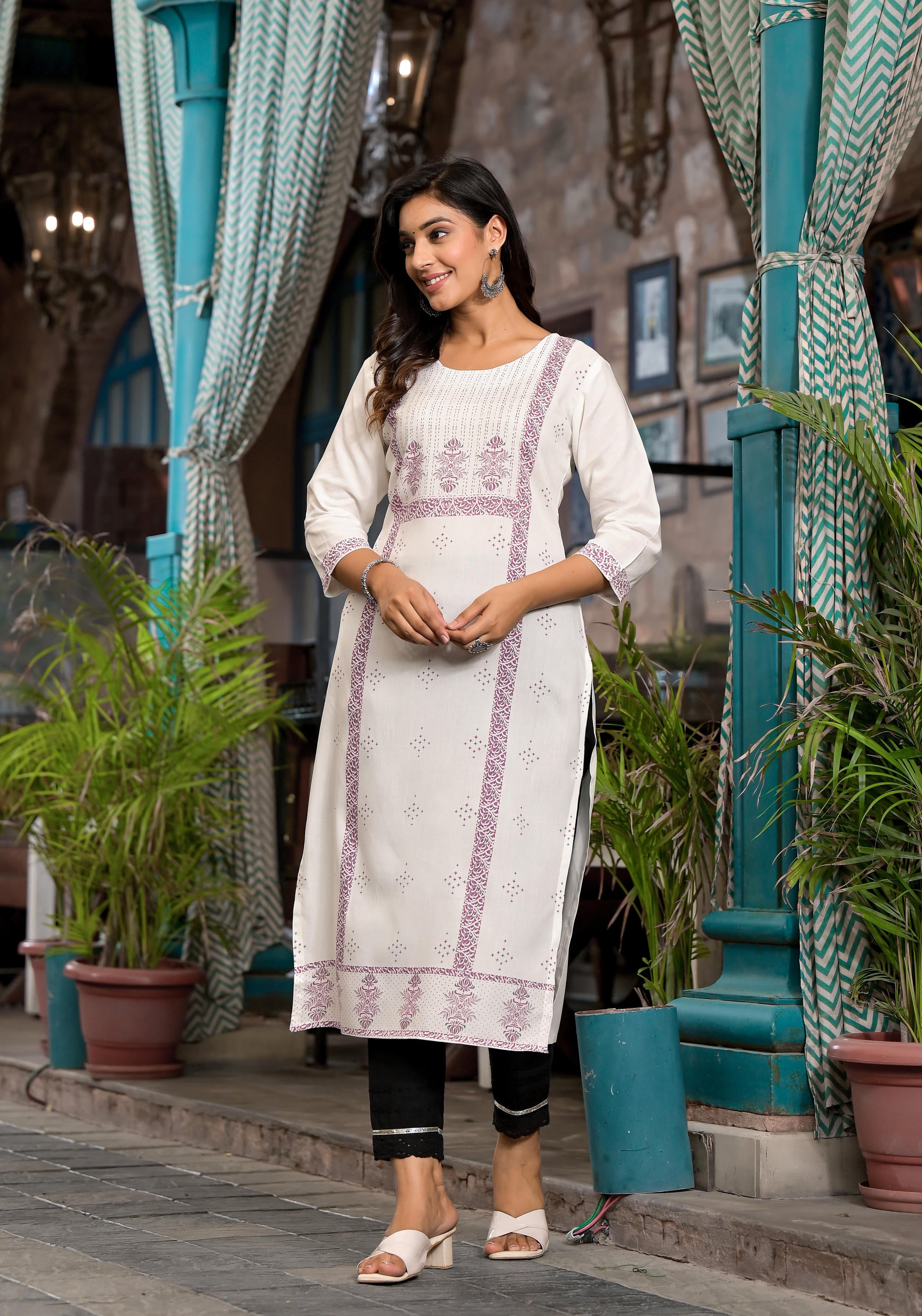 White Ethnic Motif Printed Liva Rayon Round Neck  Kurta With Straight Hemline For Women