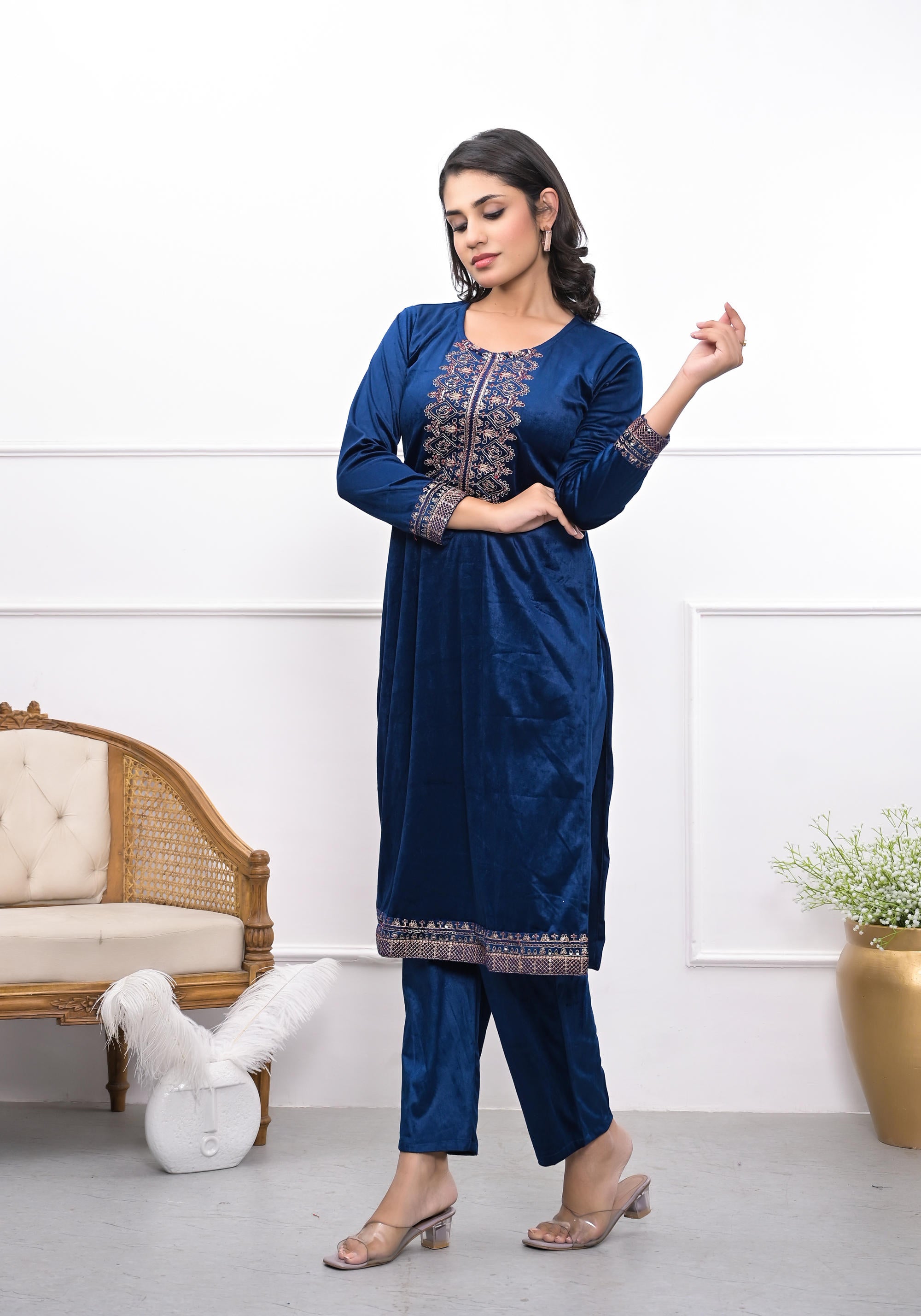 Velvet Blue Kurta & Pant Set with Thread Work & Sequins