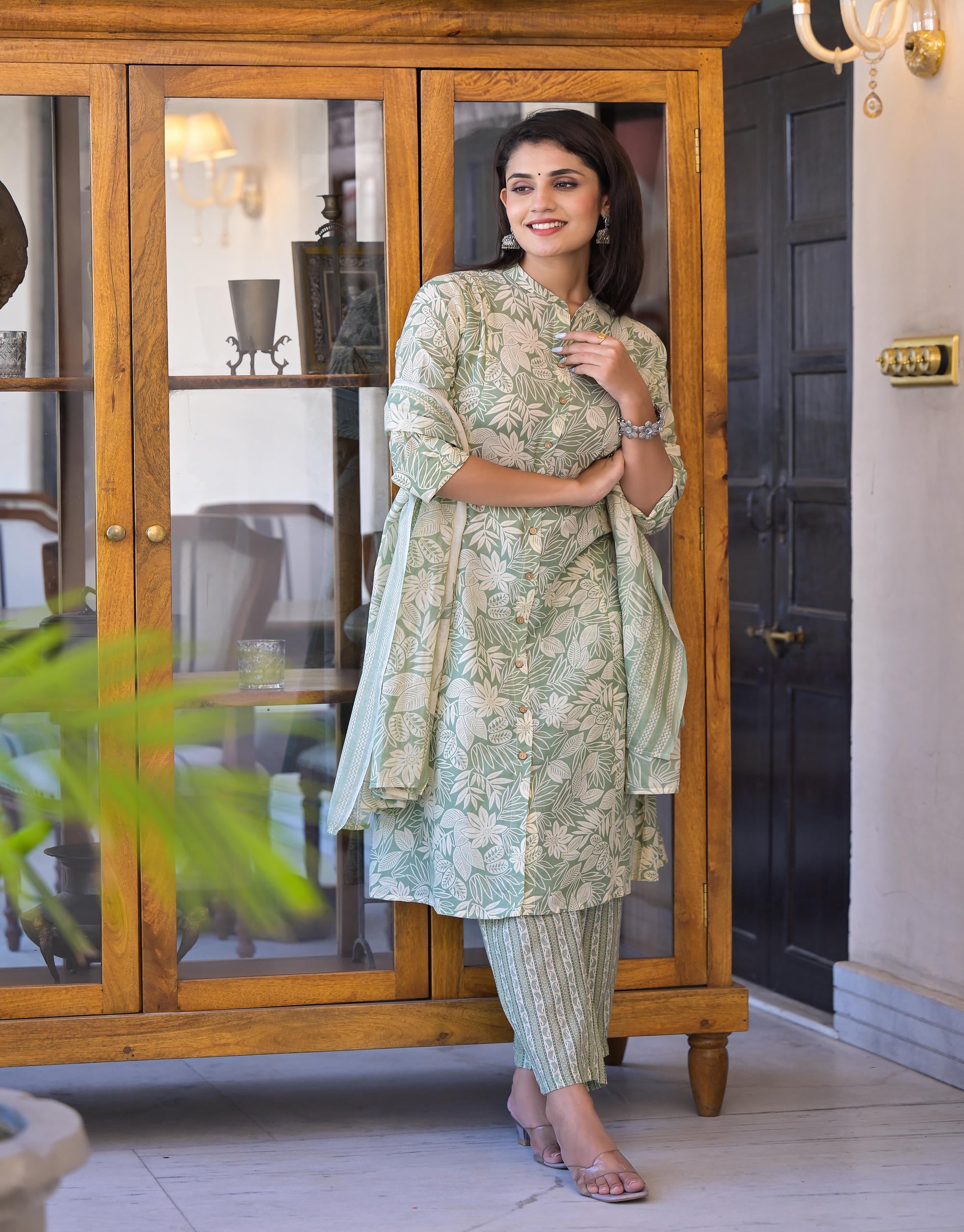 Green Floral Printed Cotton Kurta Set with Buttons